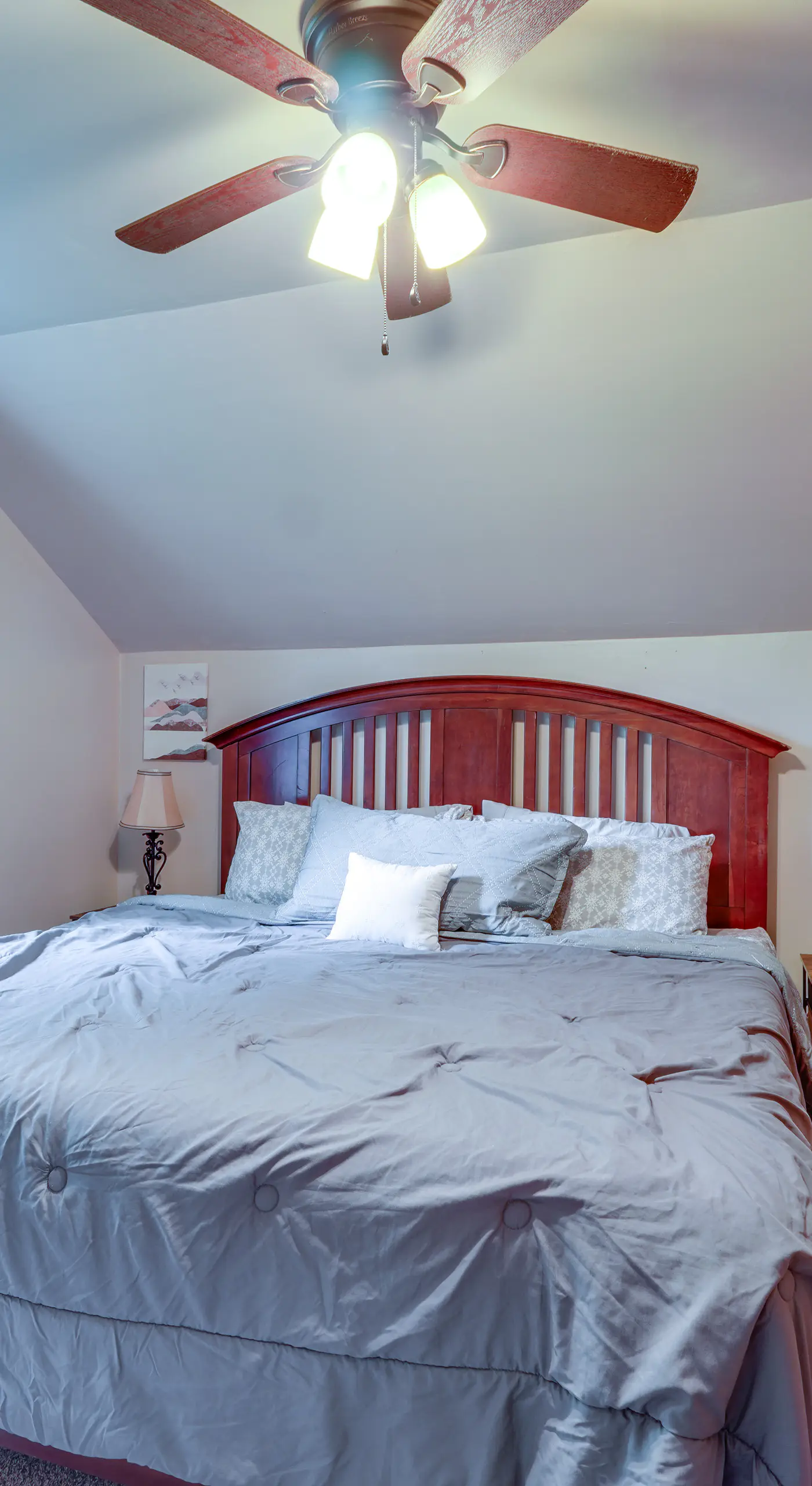 Explore the Poconos! Cozy Creekside Cabin w/ Patio
