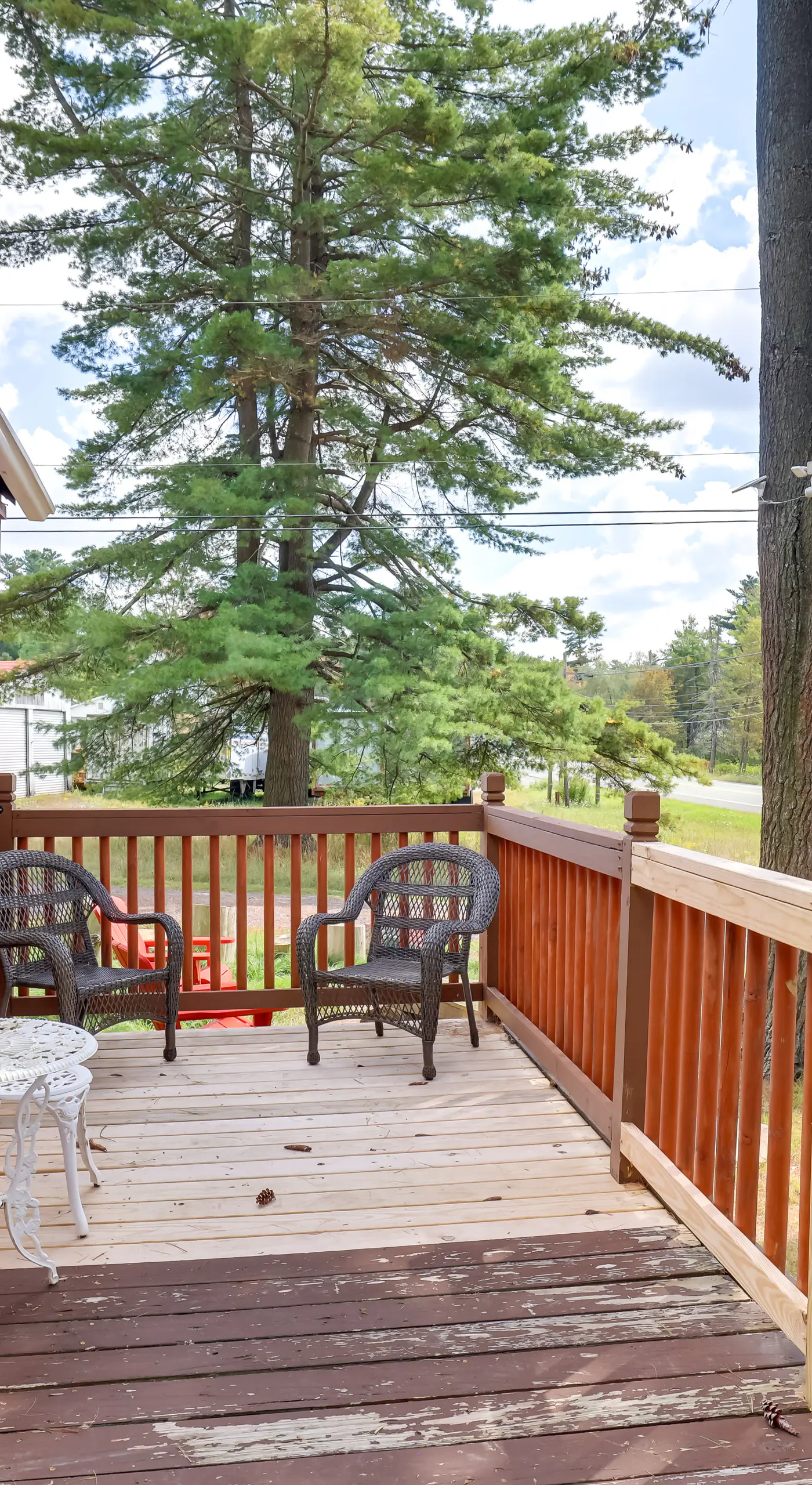 Easy Interstate Access: Original Poconos Log Cabin