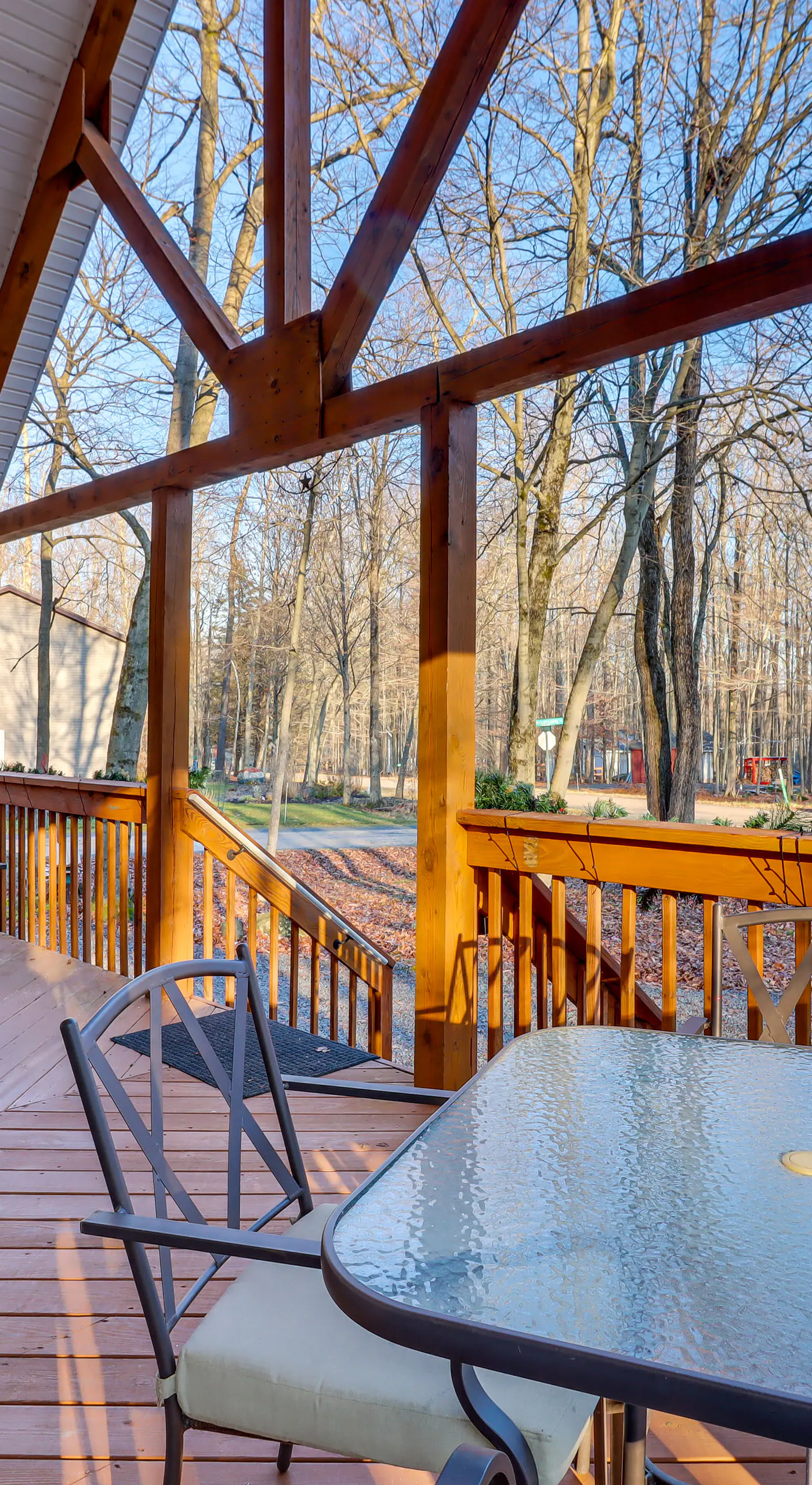 1 Mi to Beach: Pocono Lake Chalet w/ Decks