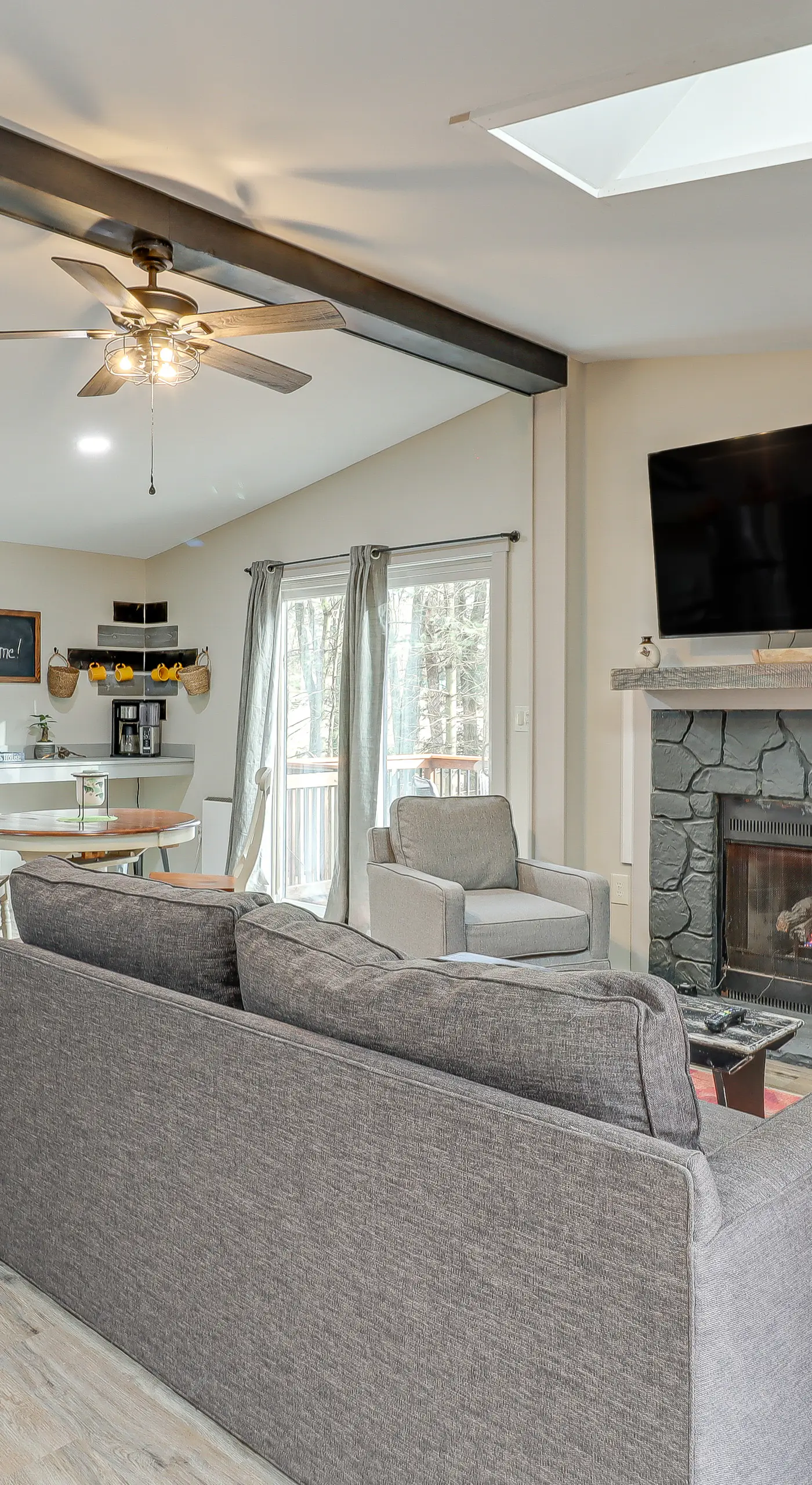 Peaceful Pocono Gem! Cabin 6 Mi to Dtwn Jim Thorpe