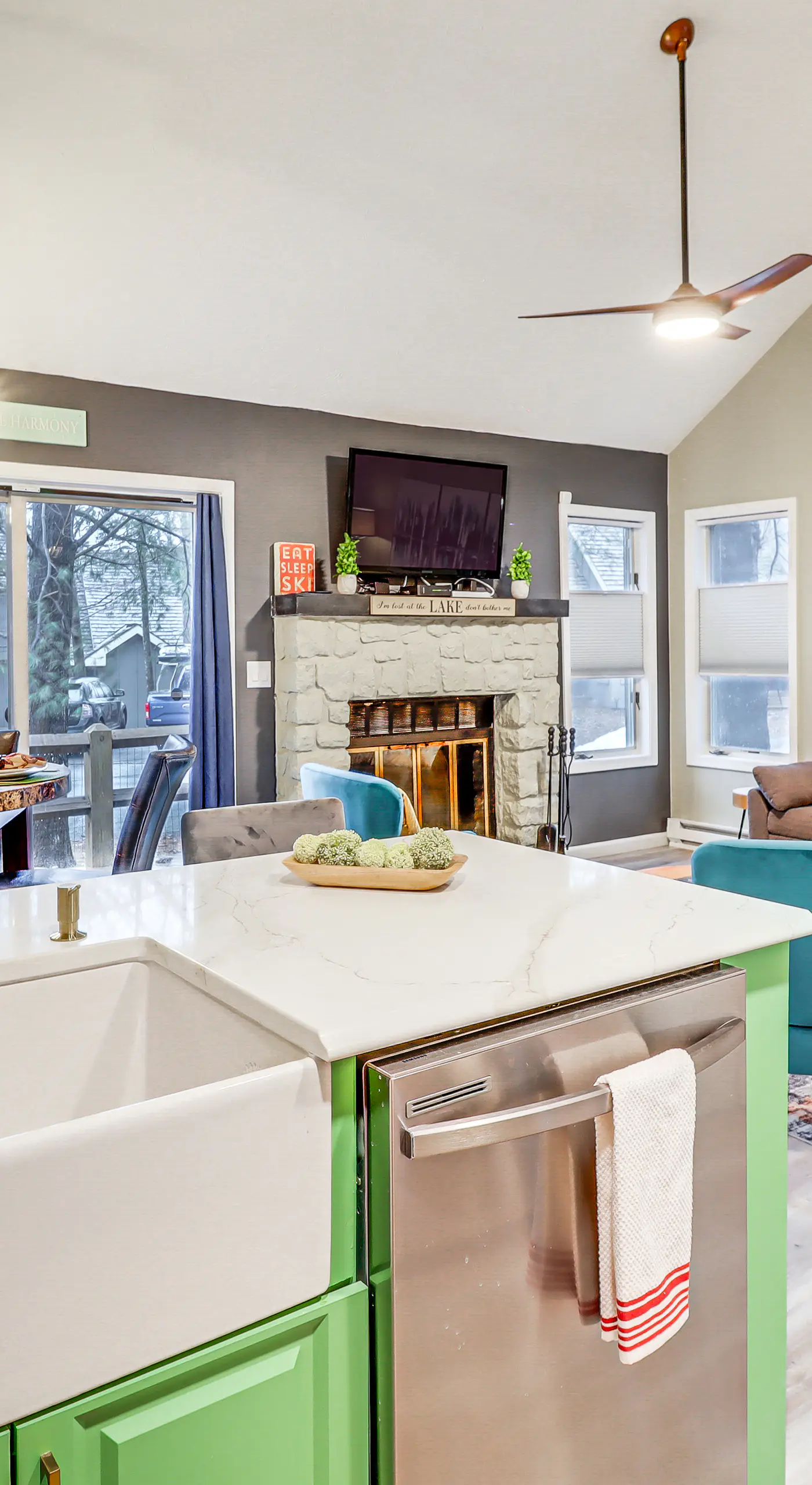 Cozy Cabin w/ Deck < 1 Mi to Jack Frost Resort!
