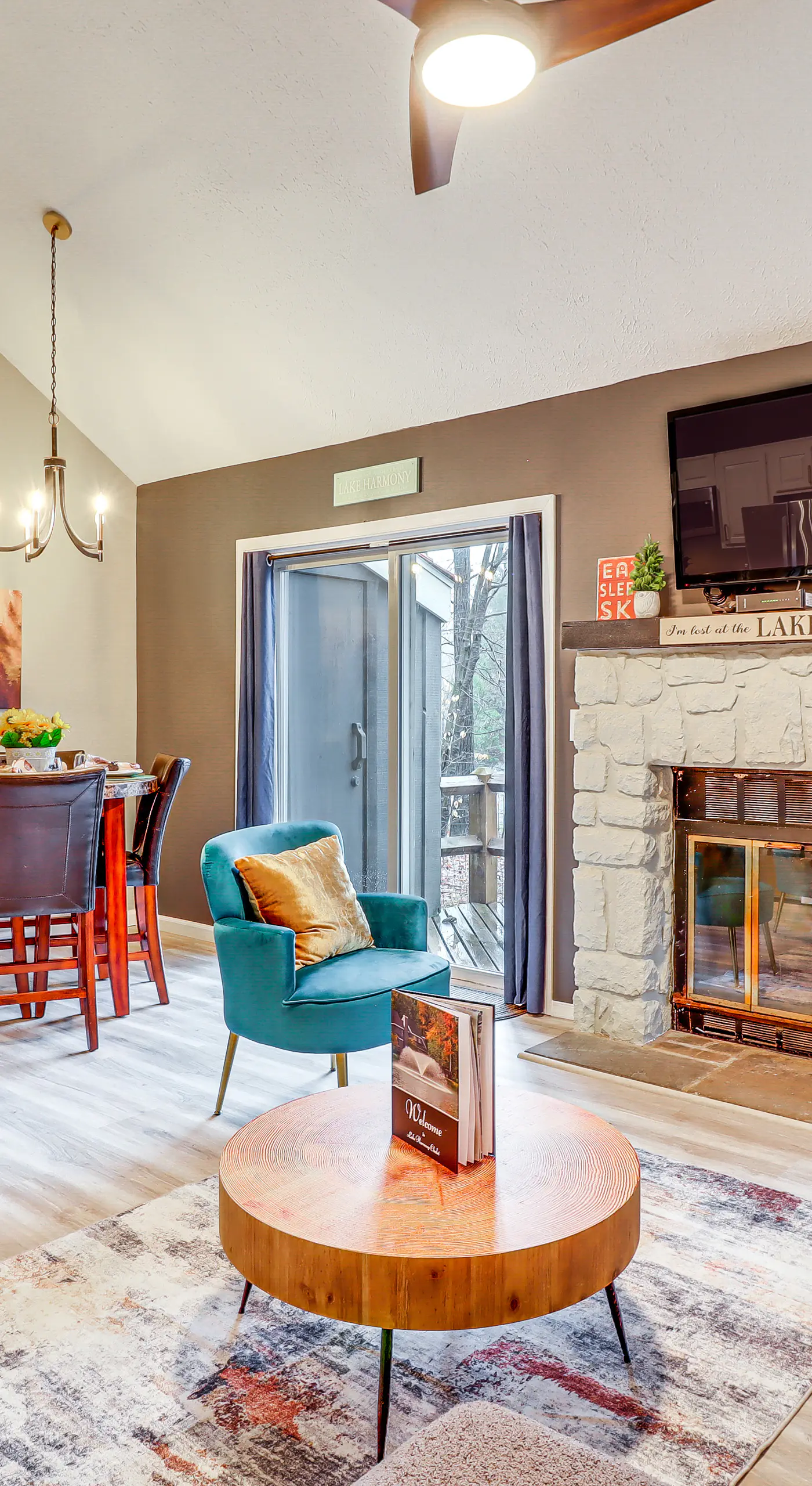 Cozy Cabin w/ Deck < 1 Mi to Jack Frost Resort!