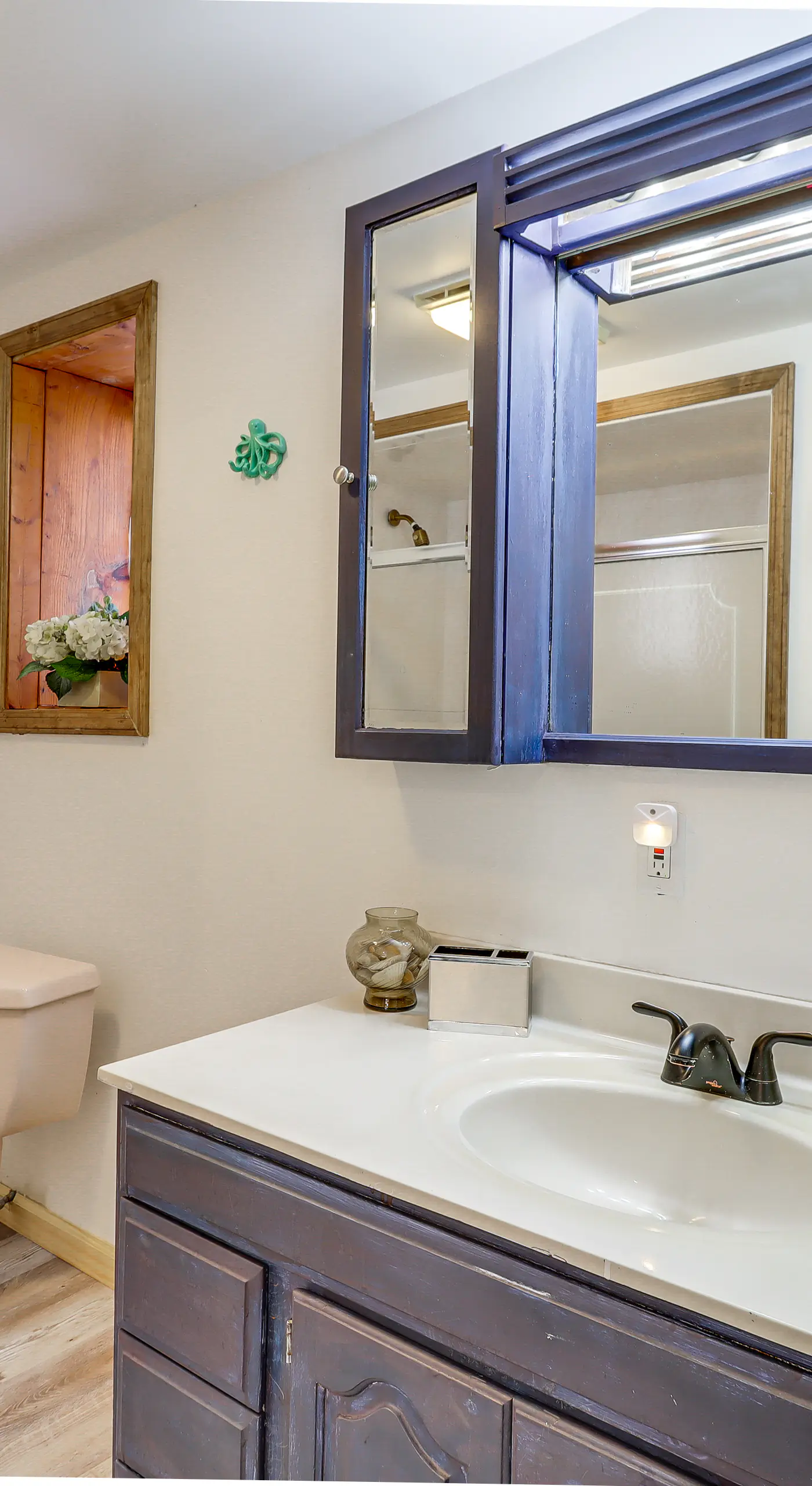 Lovely Tobyhanna Getaway w/ Game Room & Fire Pit!