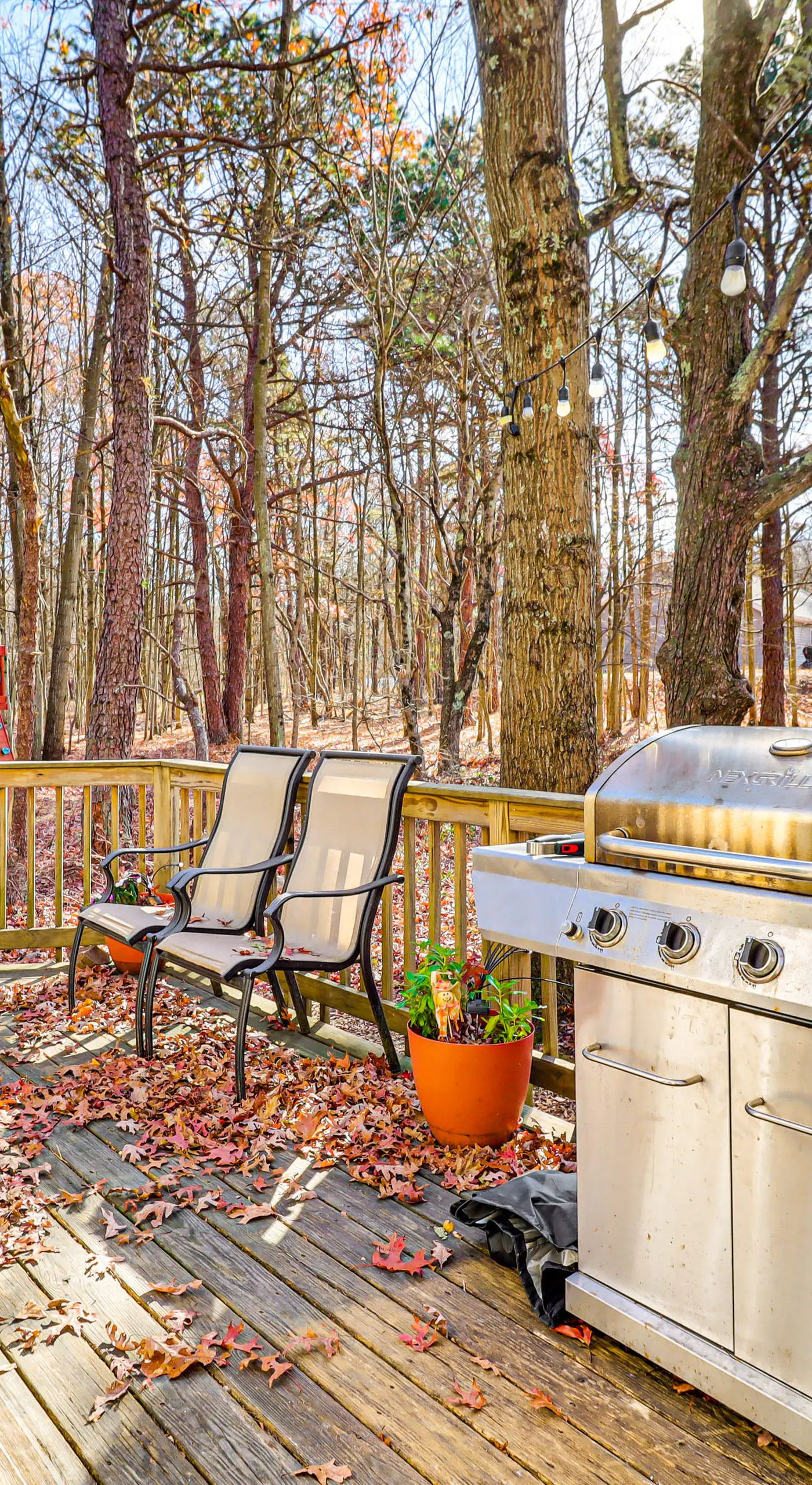 Serene Poconos Cabin w/ Hot Tub & Beach Access!
