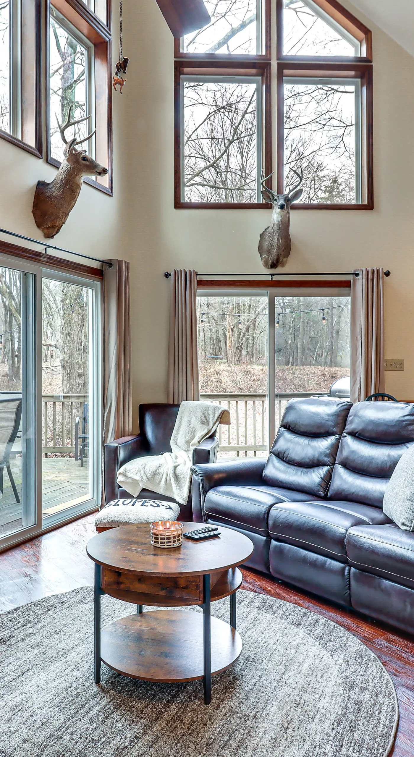 Serene Poconos Cabin w/ Hot Tub & Beach Access!