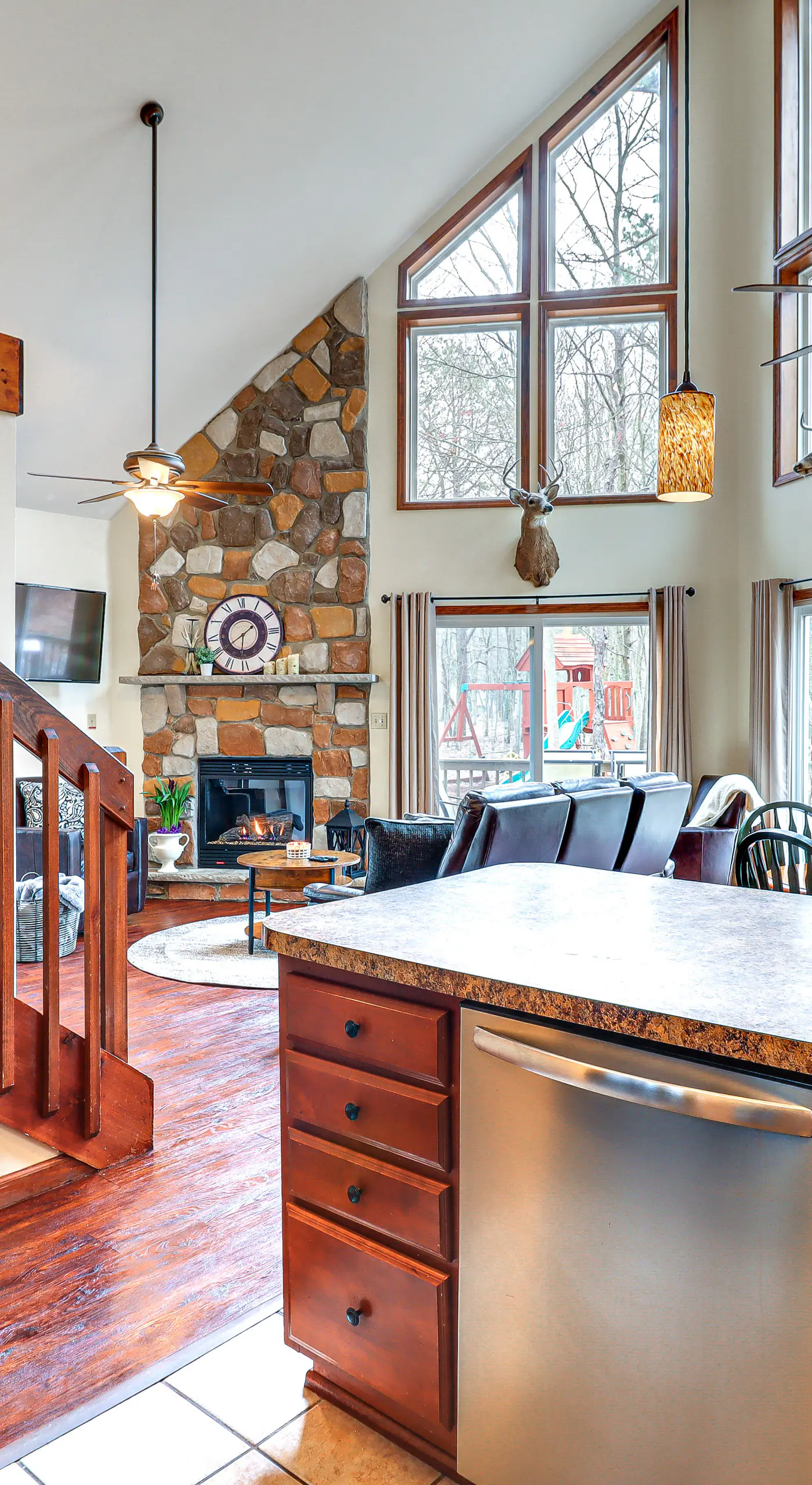 Serene Poconos Cabin w/ Hot Tub & Beach Access!