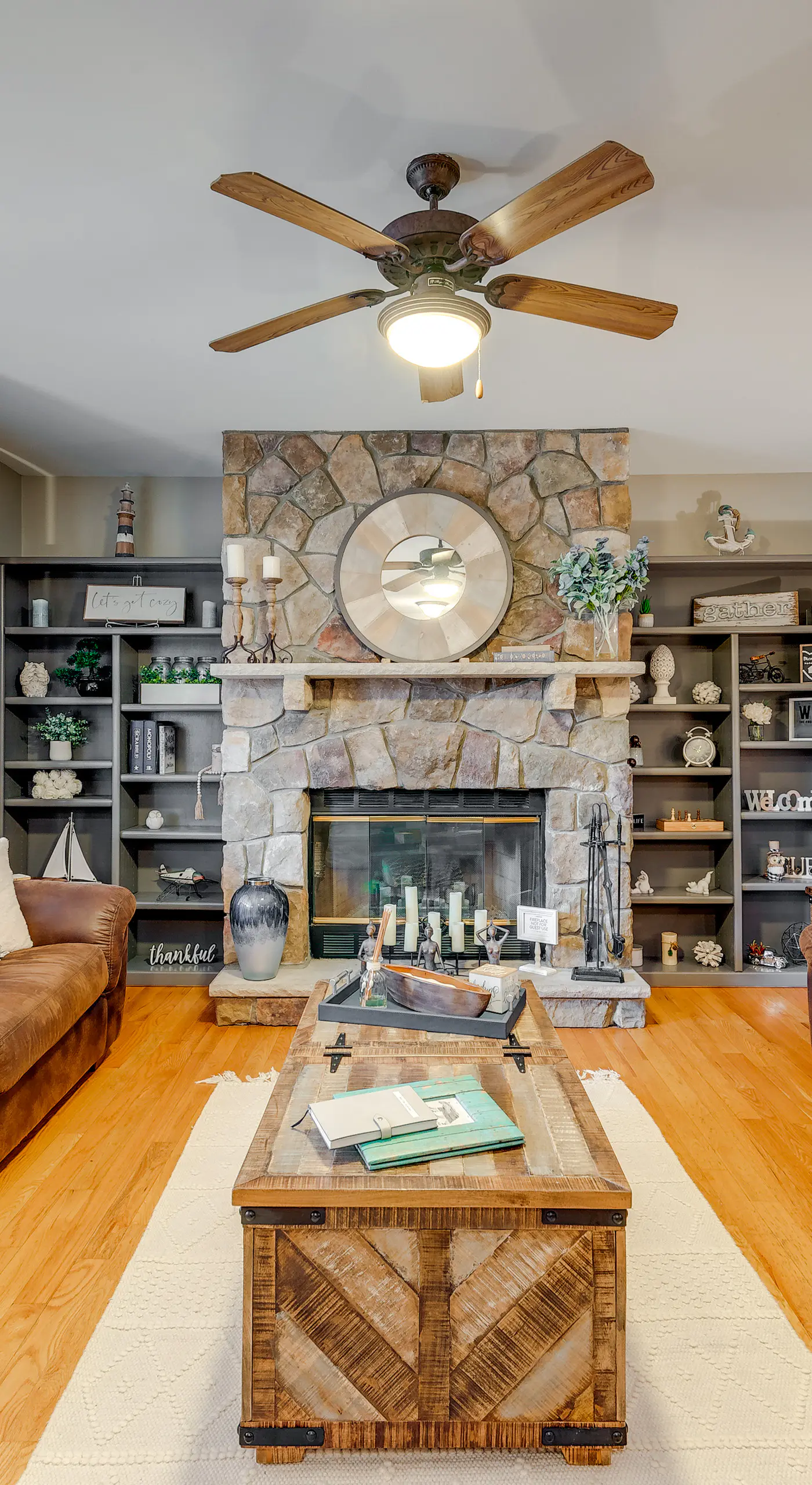 Pocono Lake House Hideaway: Hot Tub & Theater Room