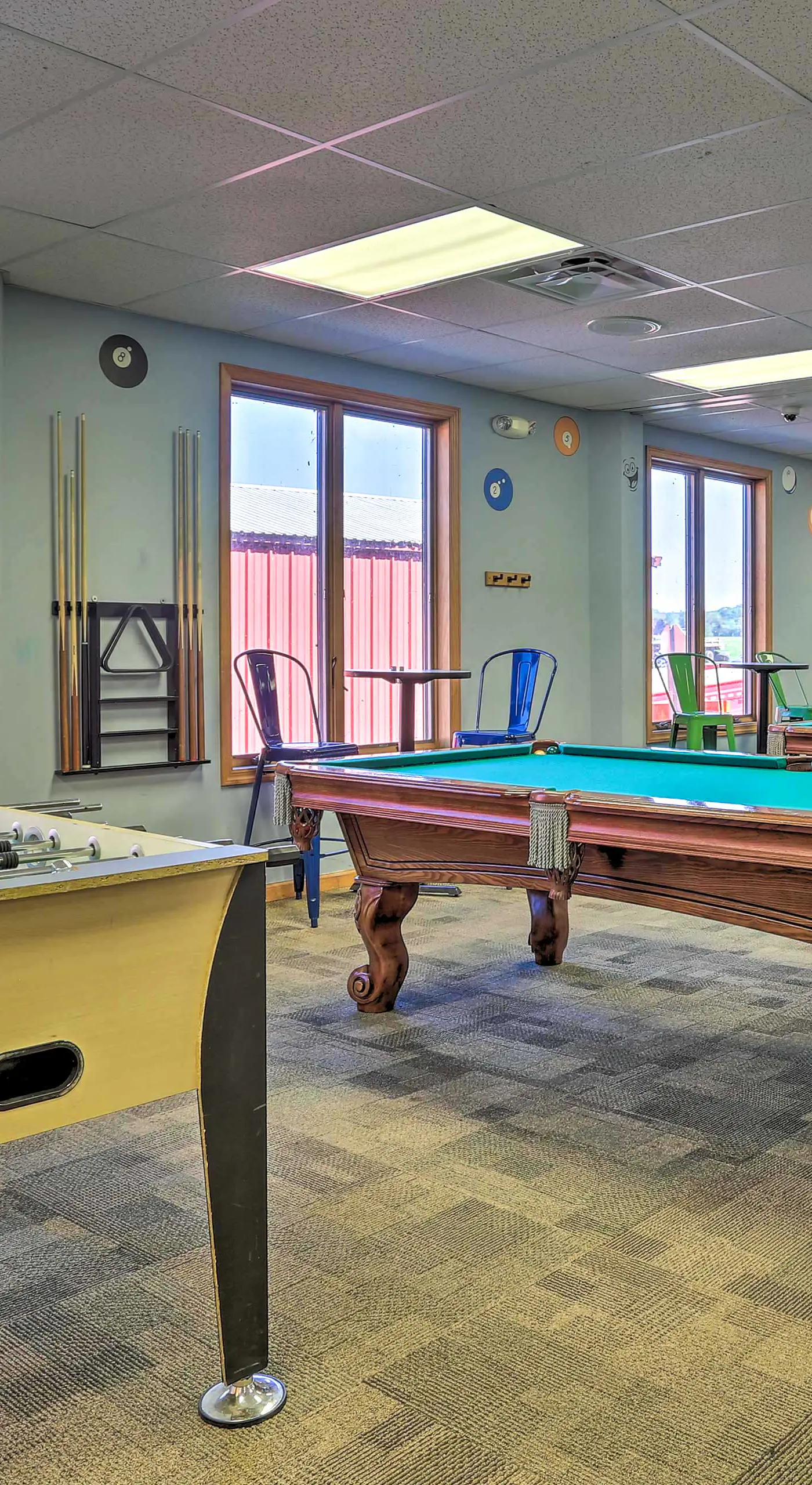 Pocono Lake House Hideaway: Hot Tub & Theater Room