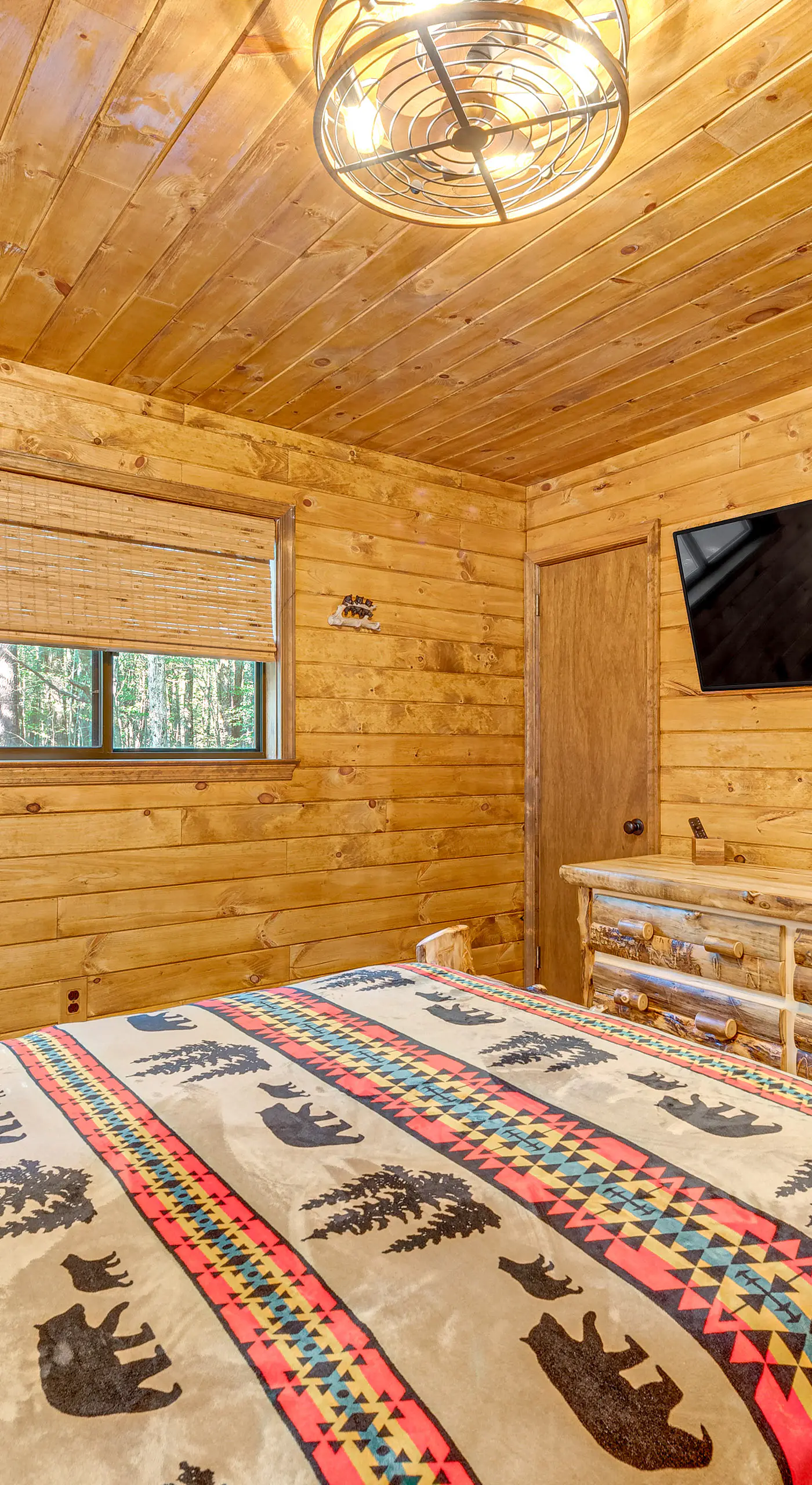 Game Room & Hot Tub: ‘Pine Bear' Pocono Lake Cabin
