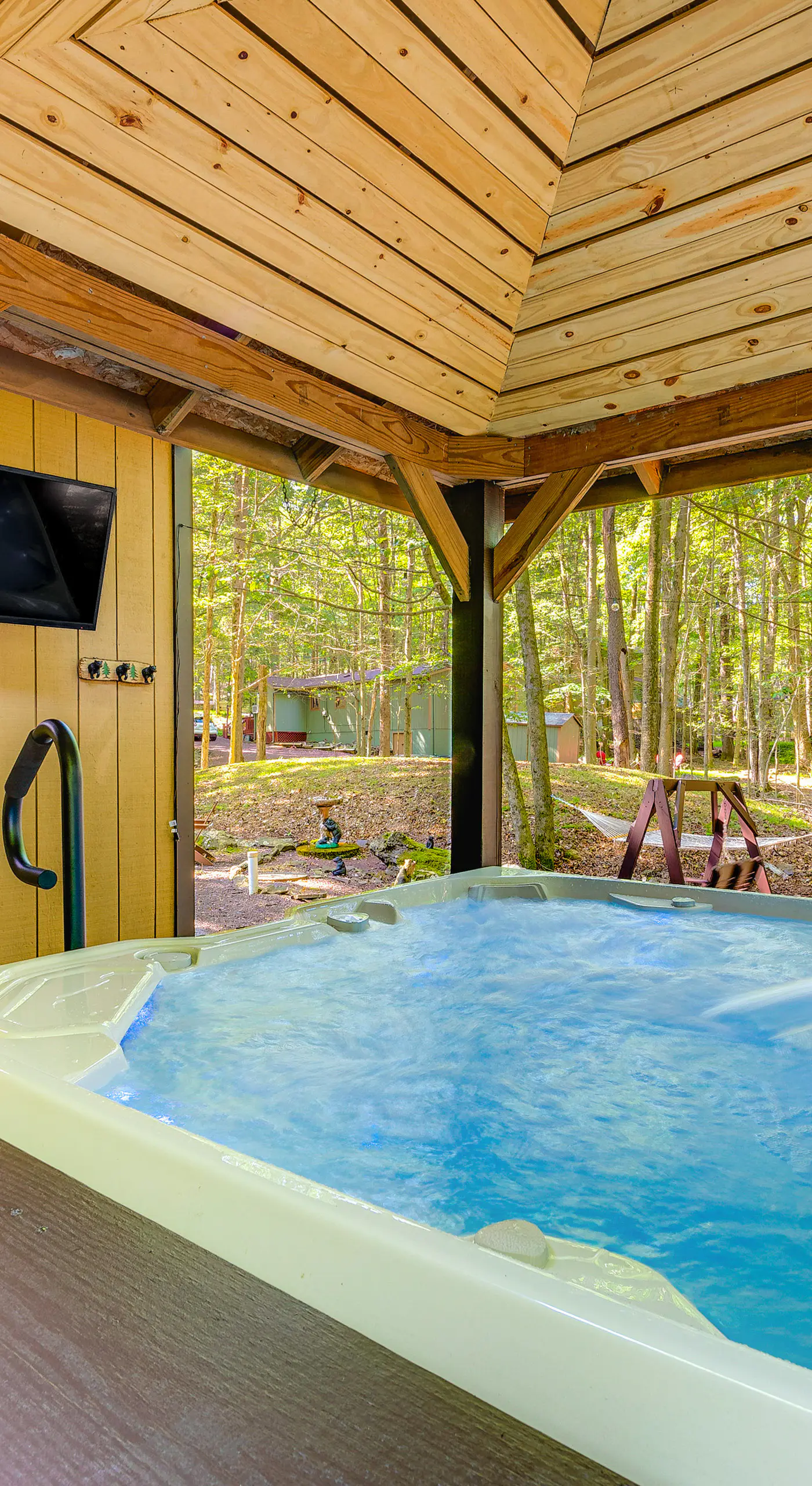 Game Room & Hot Tub: ‘Pine Bear' Pocono Lake Cabin