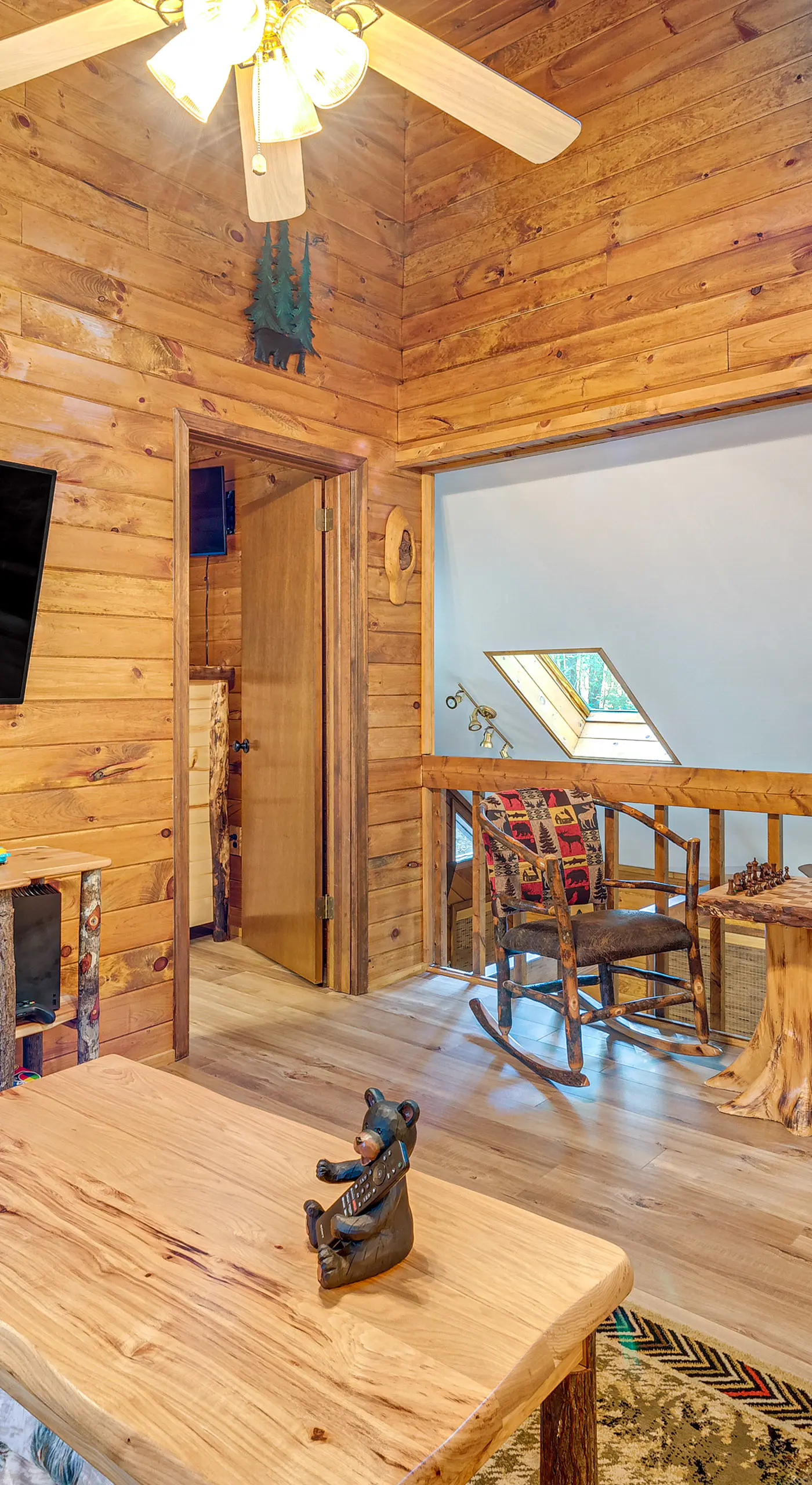 Game Room & Hot Tub: ‘Pine Bear' Pocono Lake Cabin