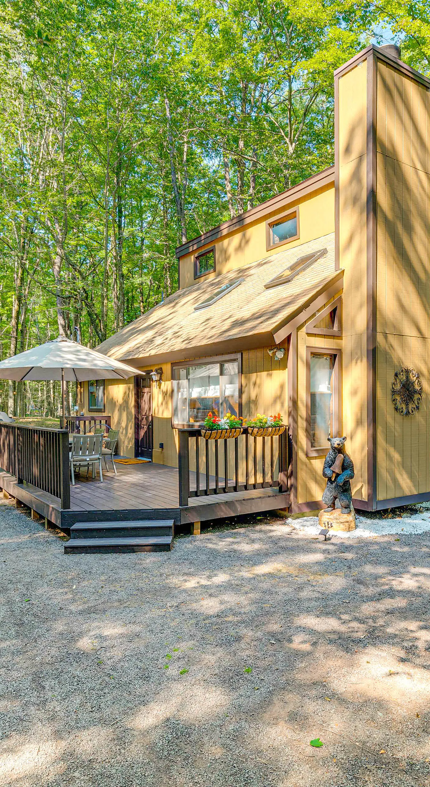 Game Room & Hot Tub: ‘Pine Bear' Pocono Lake Cabin