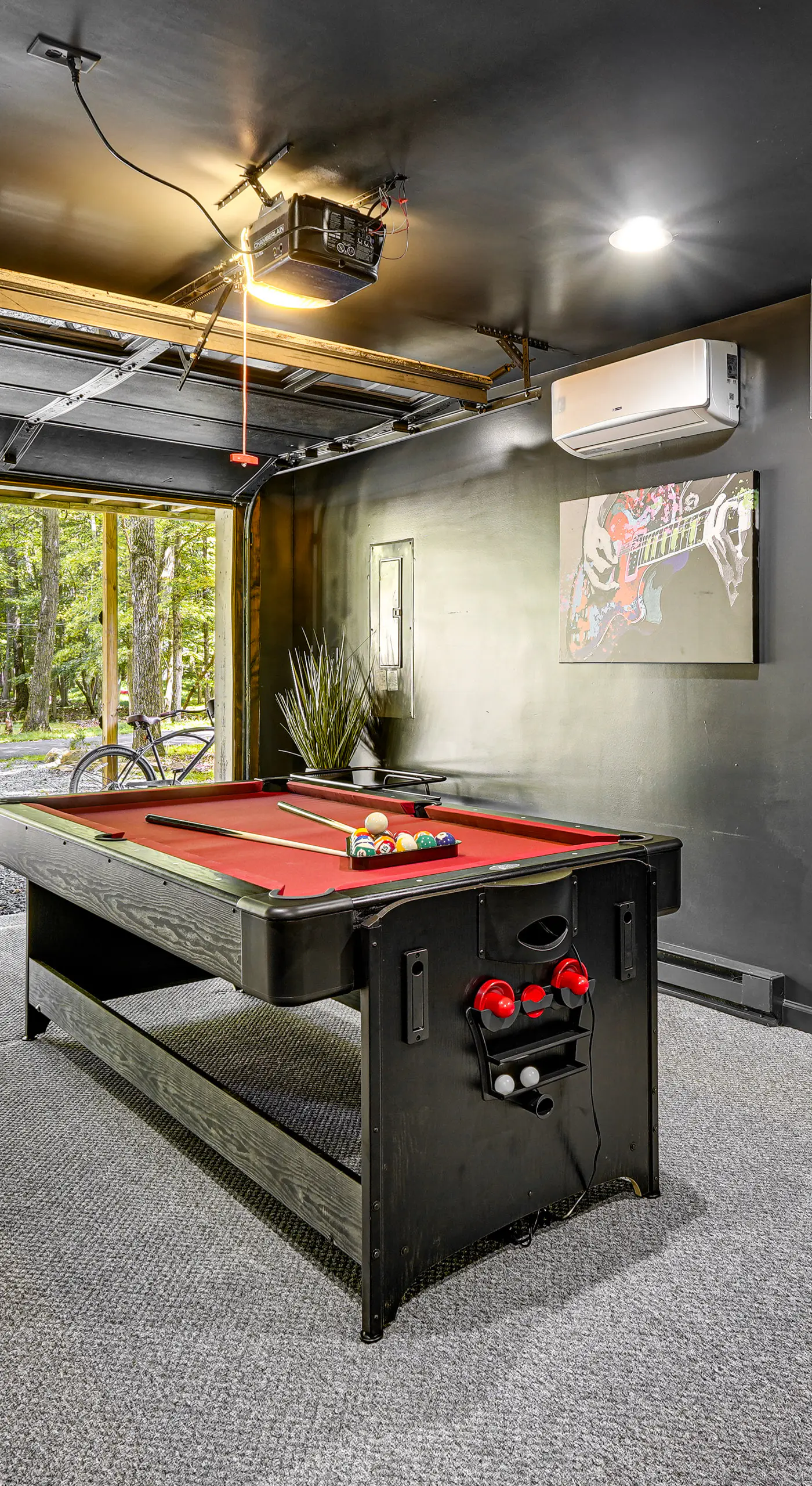 Private Hot Tub: Tree-Lined Poconos Home!