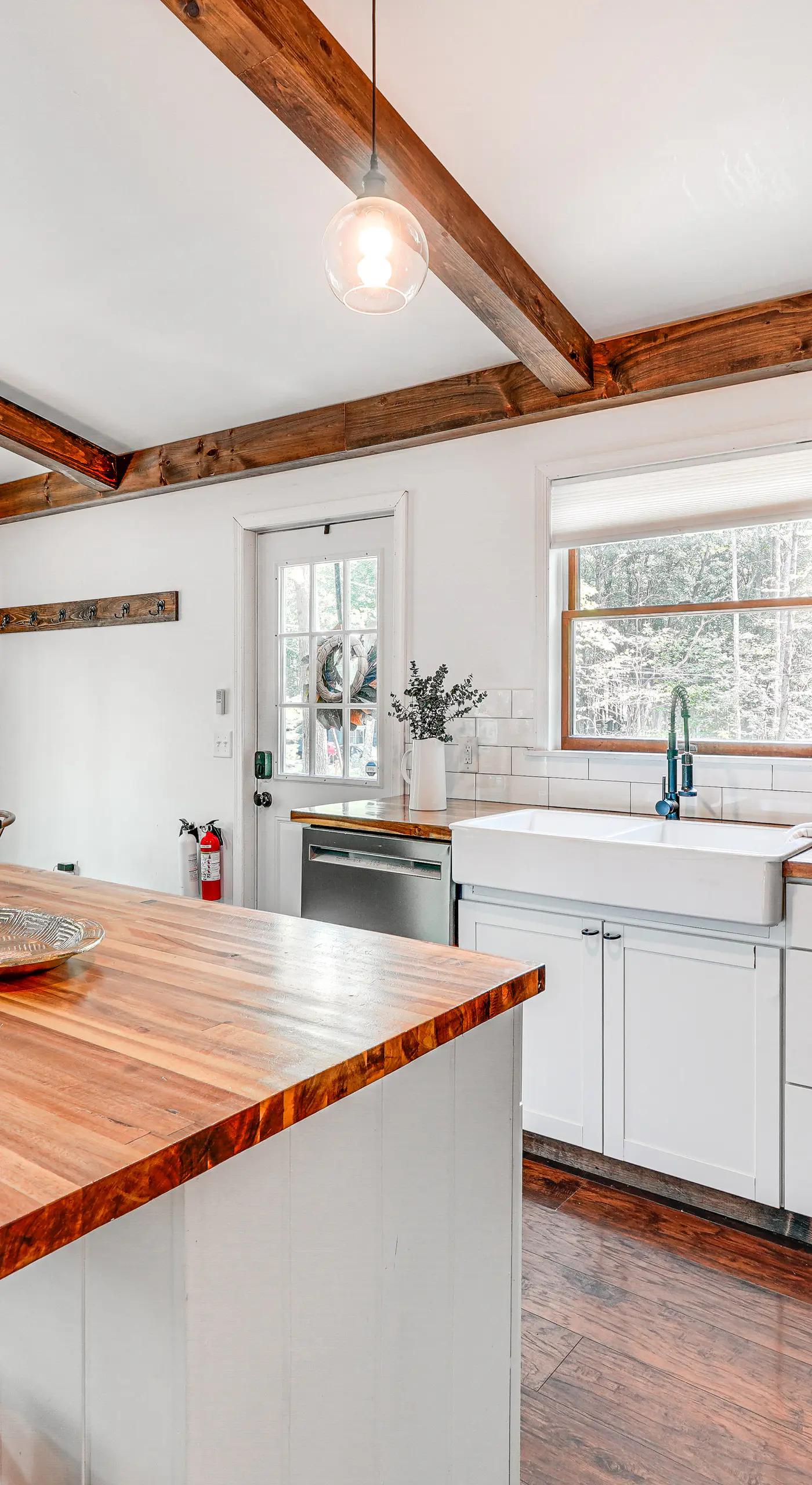 Private Hot Tub: Tree-Lined Poconos Home!