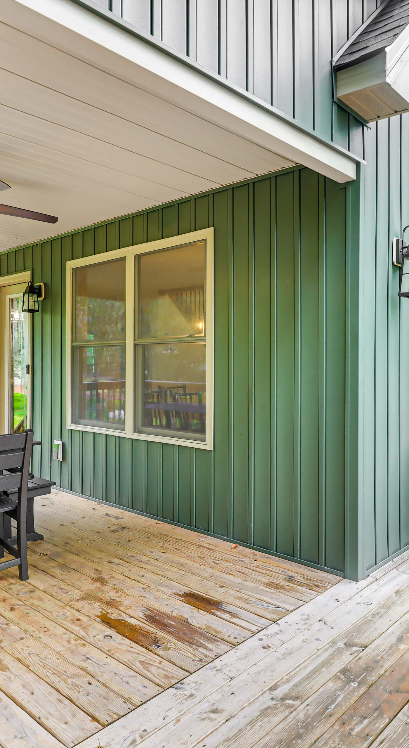 Forest Views & Hot Tub: Poconos Cozy Cabin