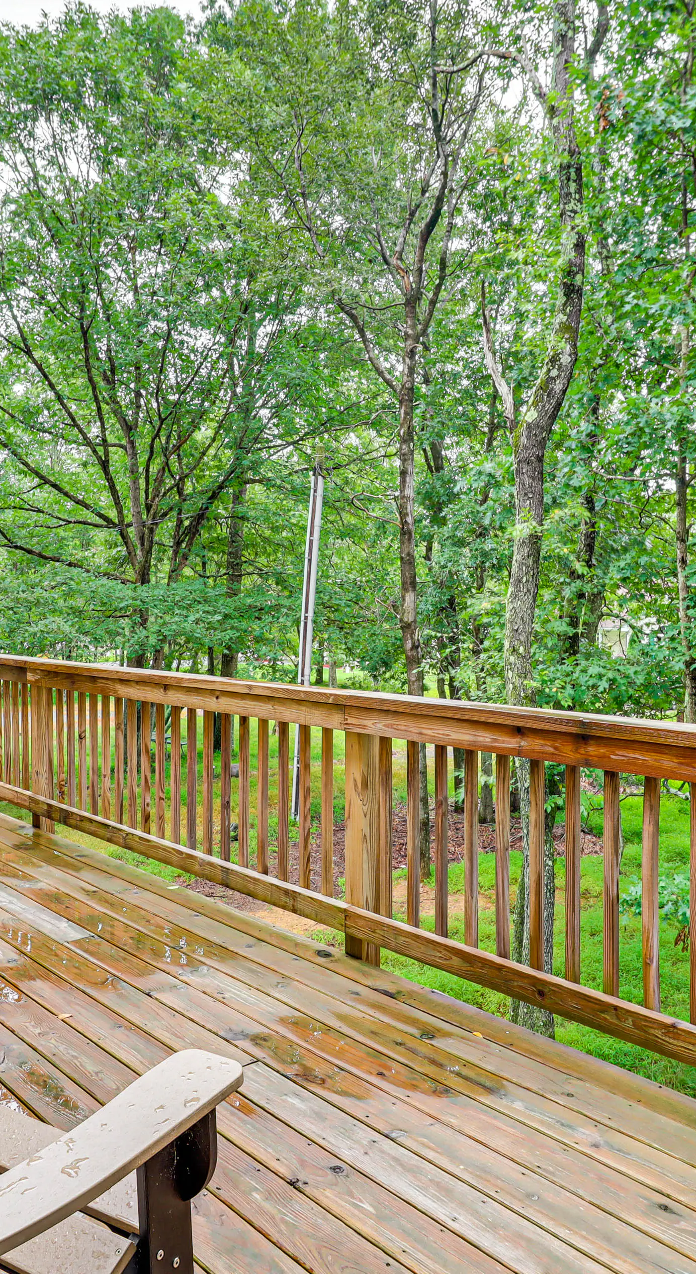 Forest Views & Hot Tub: Poconos Cozy Cabin