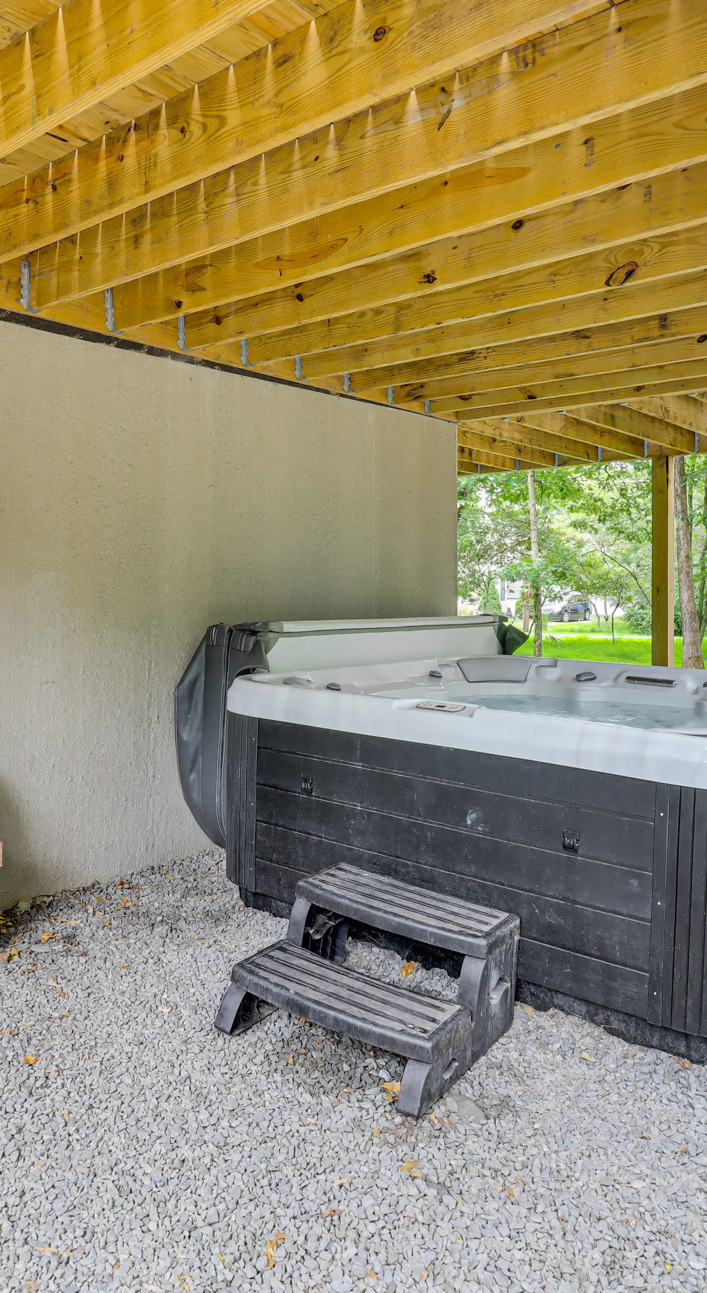 Forest Views & Hot Tub: Poconos Cozy Cabin
