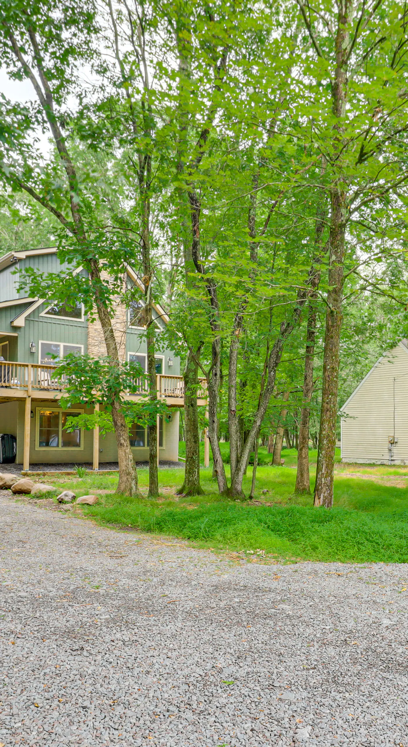 Forest Views & Hot Tub: Poconos Cozy Cabin