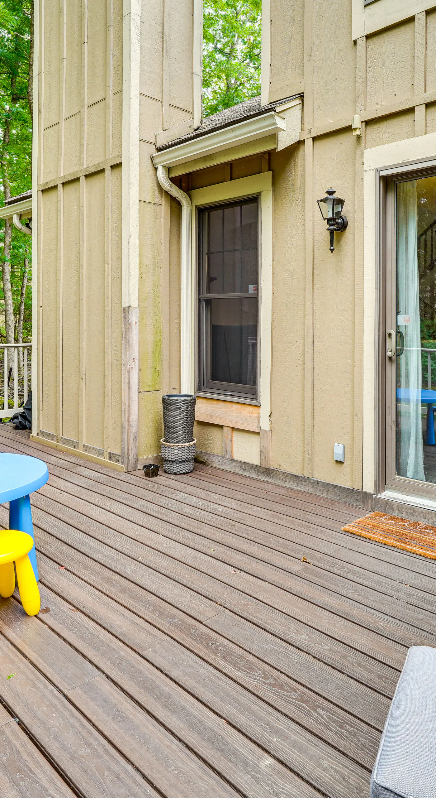Tannersville Resort Home w/ Deck & Gas Grill!