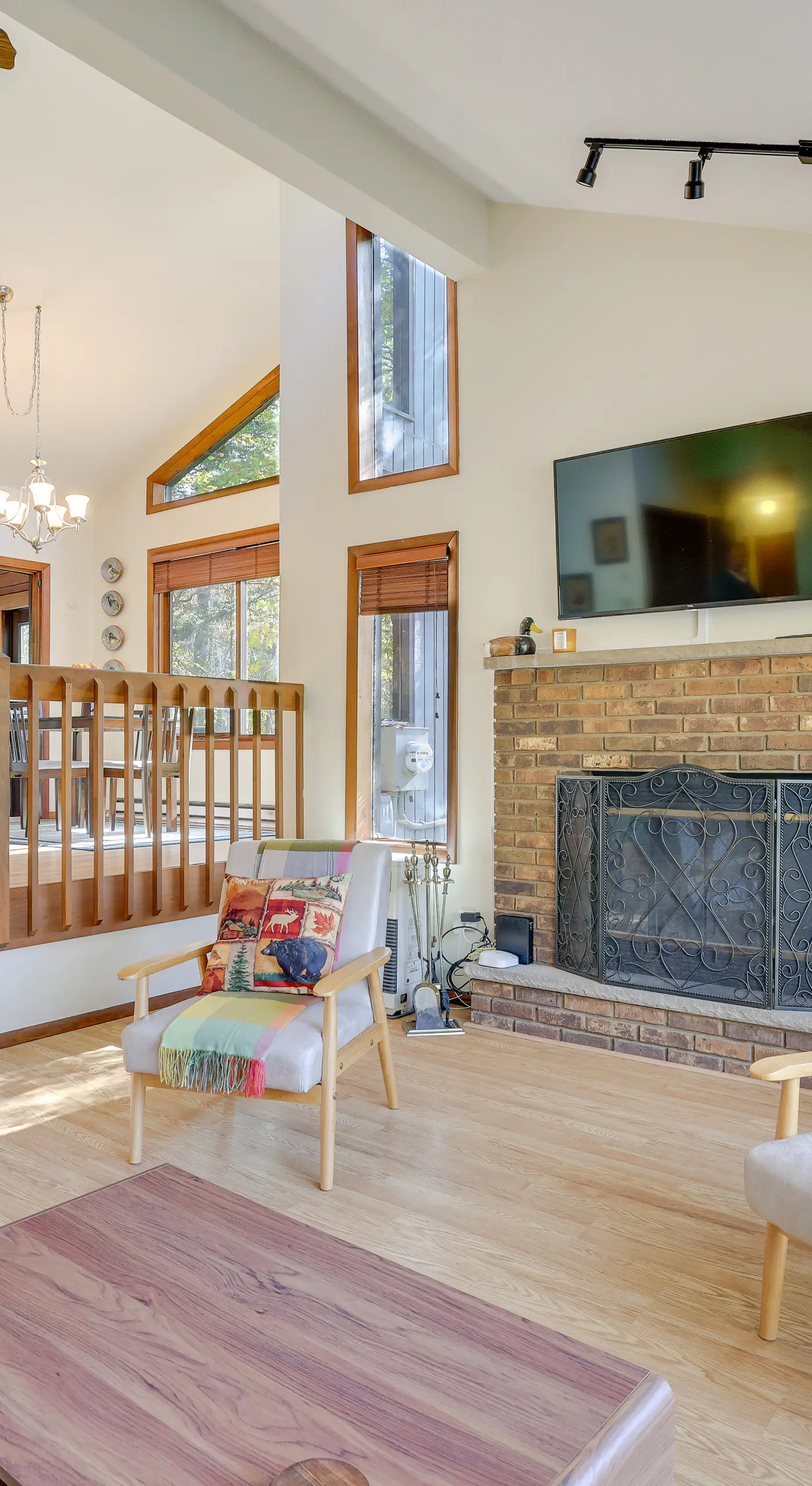 Near Water Parks: Pet-Friendly Tobyhanna Getaway!