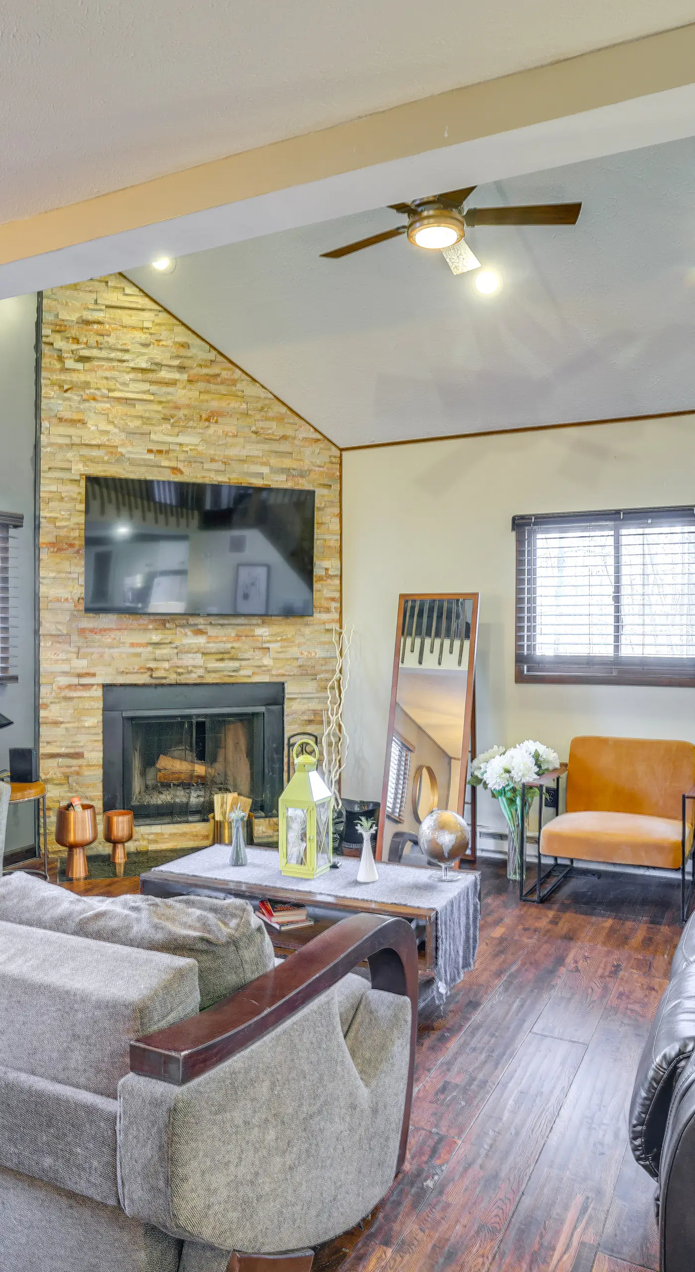 Private Hot Tub & Game Room: Pocono Family Cabin!