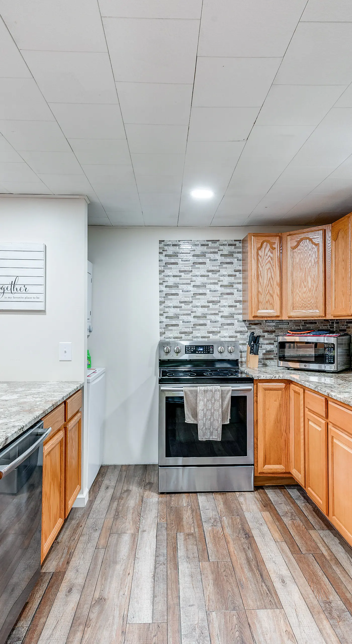 Home w/ Hot Tub & Arrowhead Lake Community Perks!