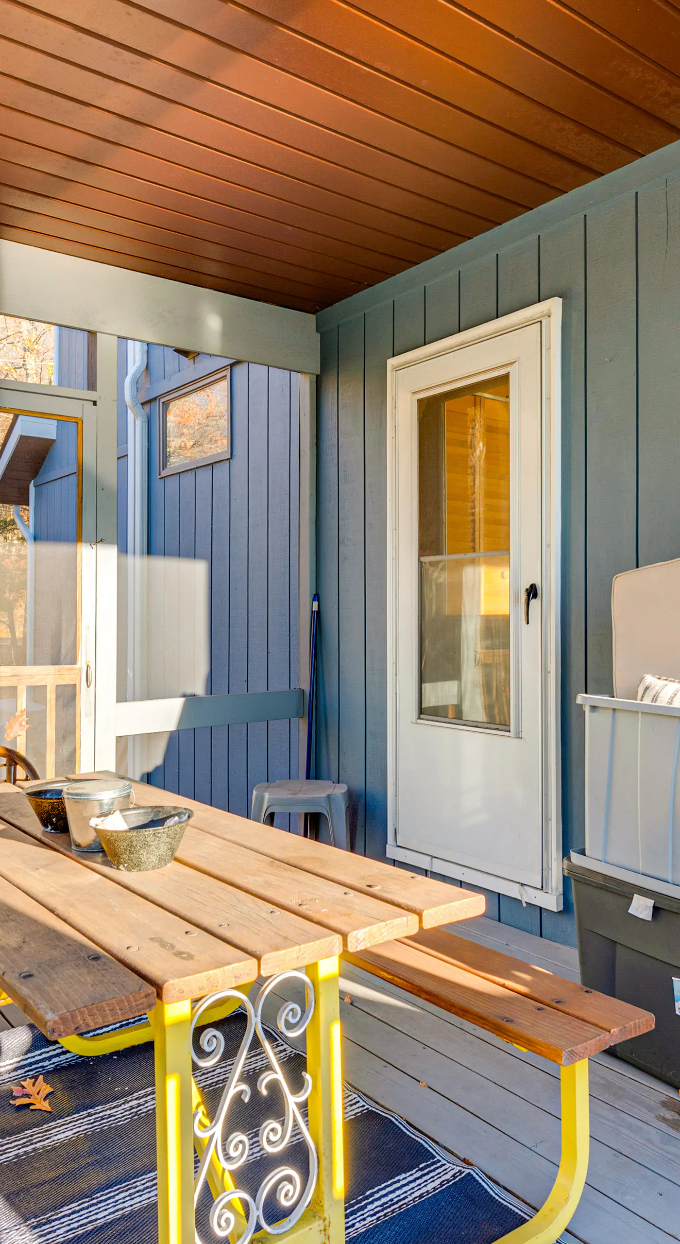 Lakefront Cabin: Kayaks, Paddle Boards & Fishing