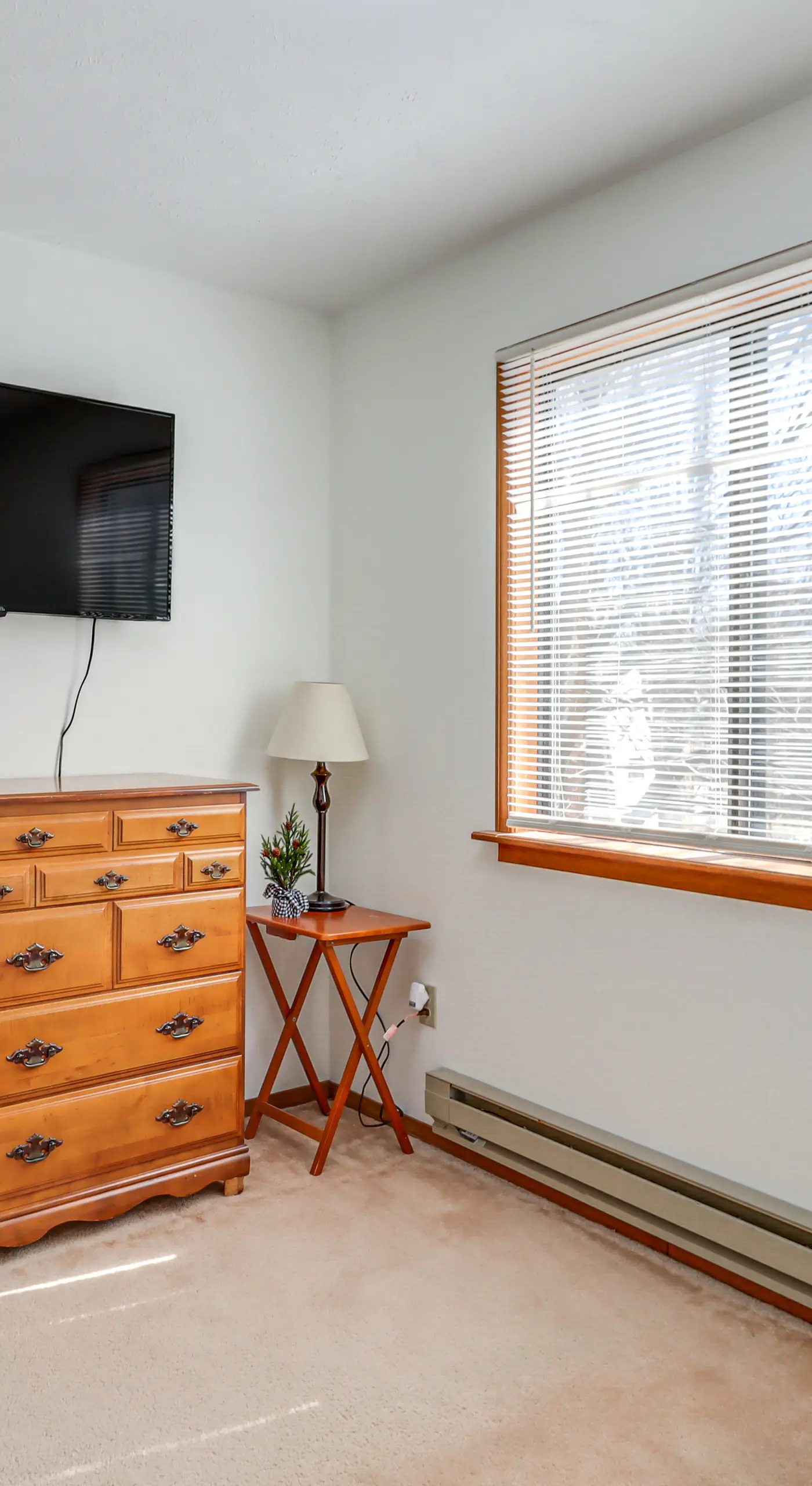 3 Mi to Tobyhanna State Park: Home w/ Serene Deck!