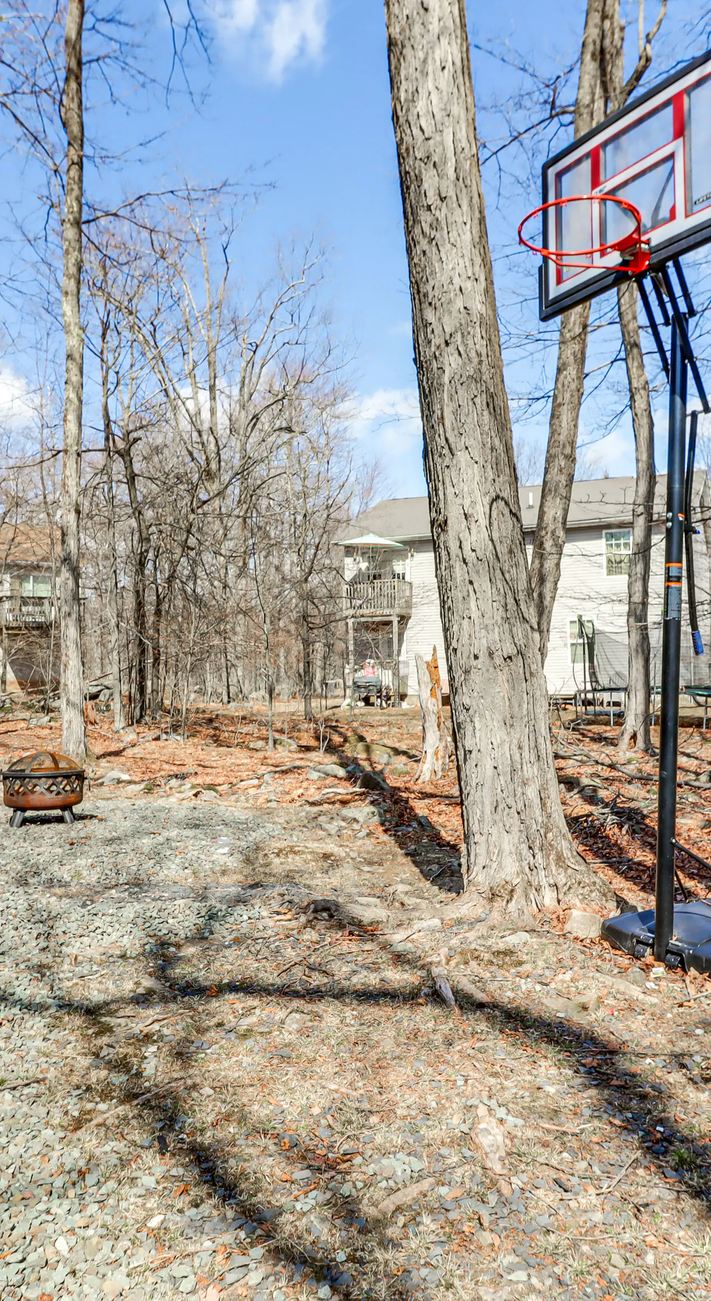 3 Mi to Tobyhanna State Park: Home w/ Serene Deck!