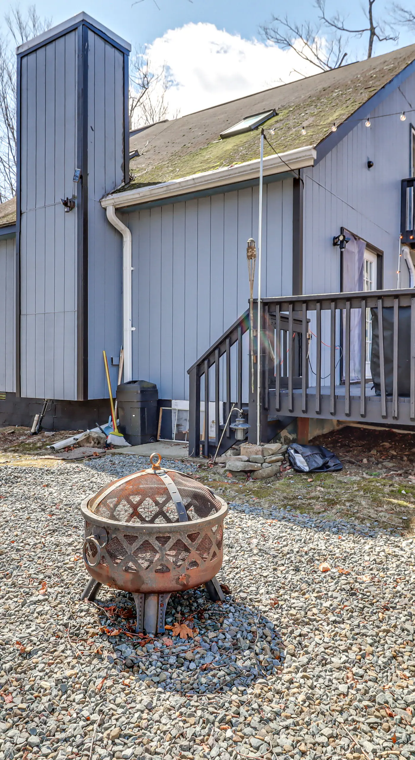 3 Mi to Tobyhanna State Park: Home w/ Serene Deck!