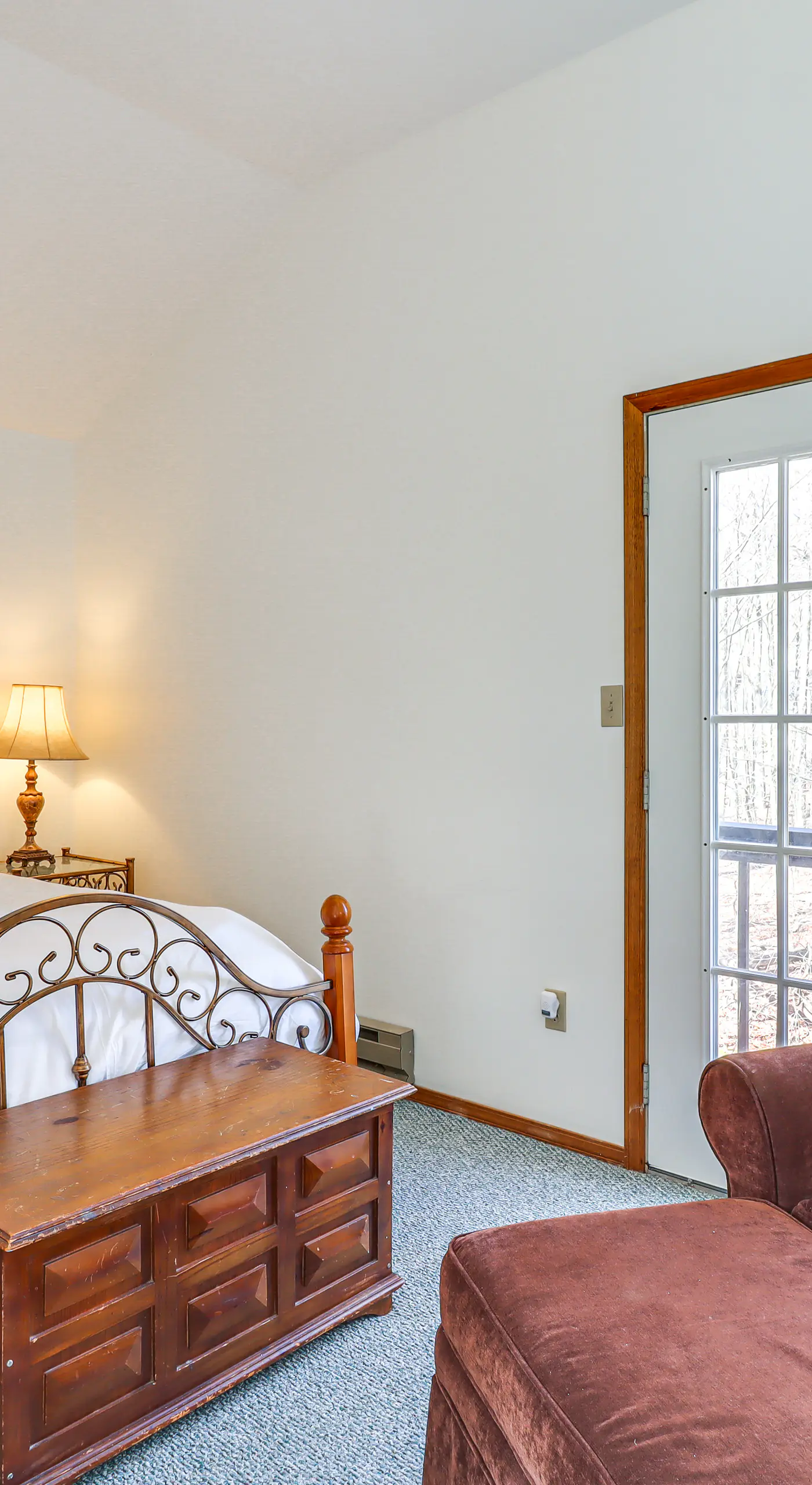 3 Mi to Tobyhanna State Park: Home w/ Serene Deck!