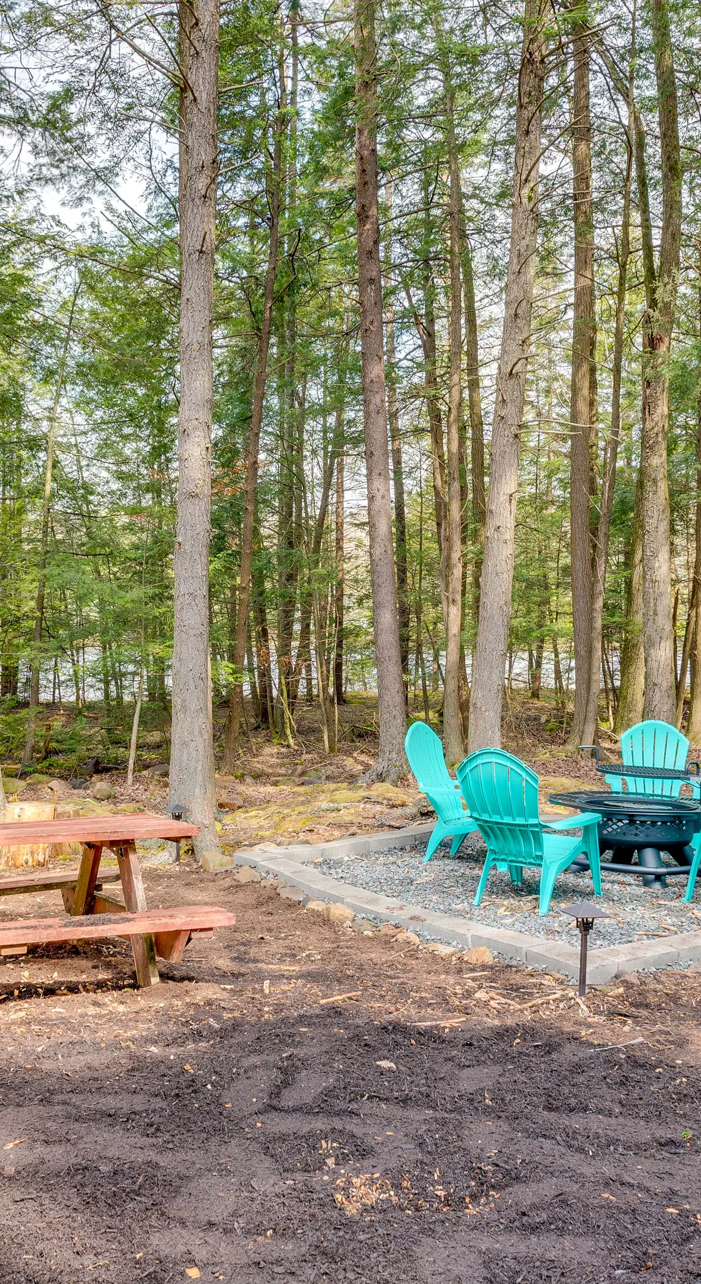 Lakefront Poconos Cabin w/ Deck & Game Room