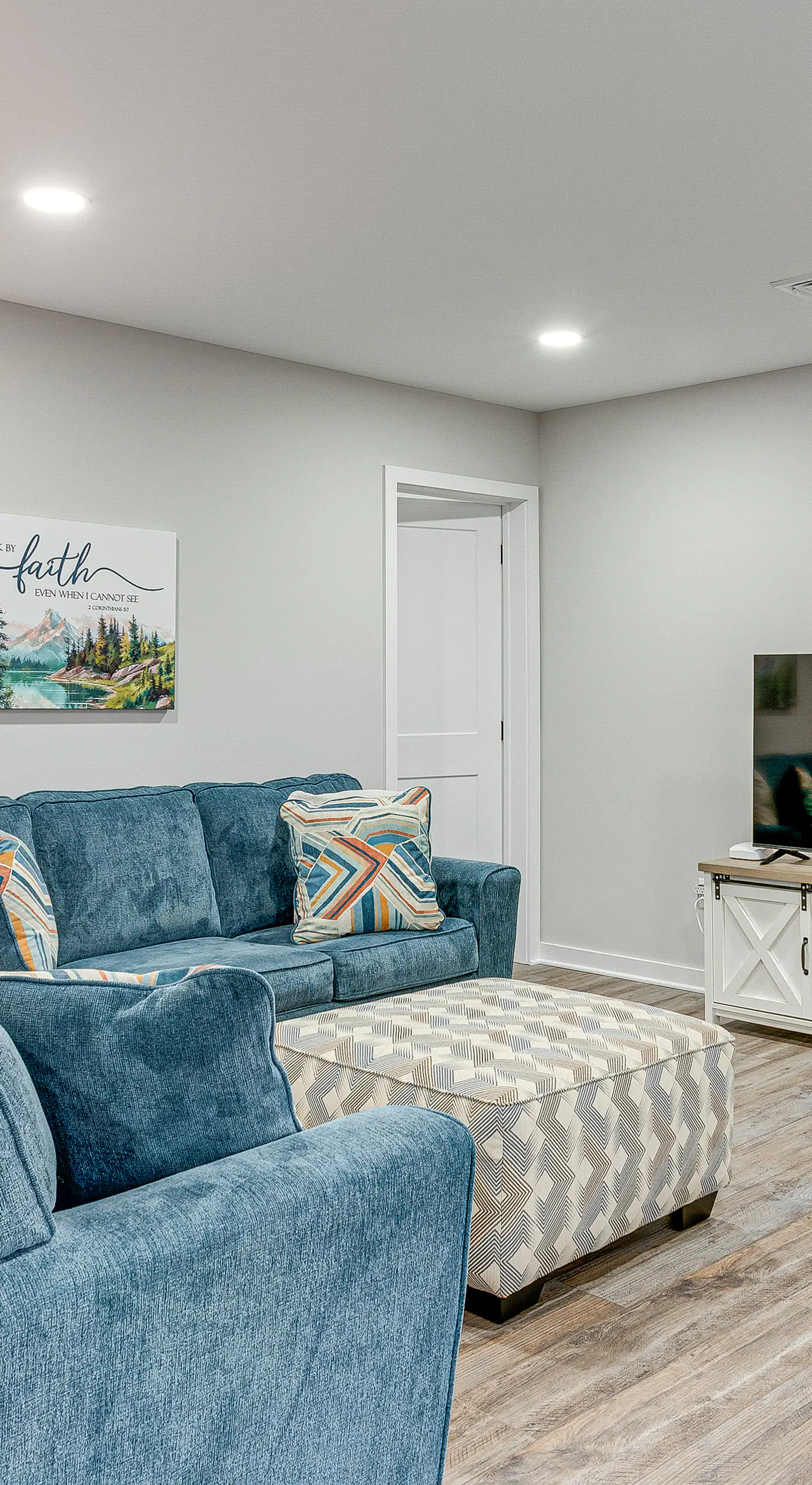 Lake & Pool Access: Poconos Family Getaway!