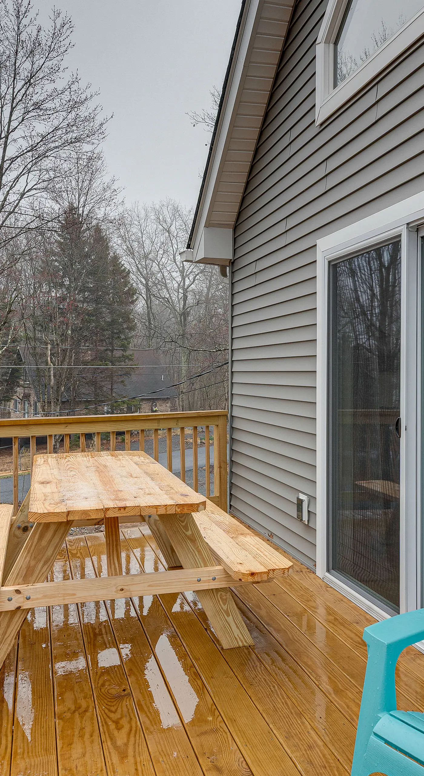 Lake & Pool Access: Poconos Family Getaway!