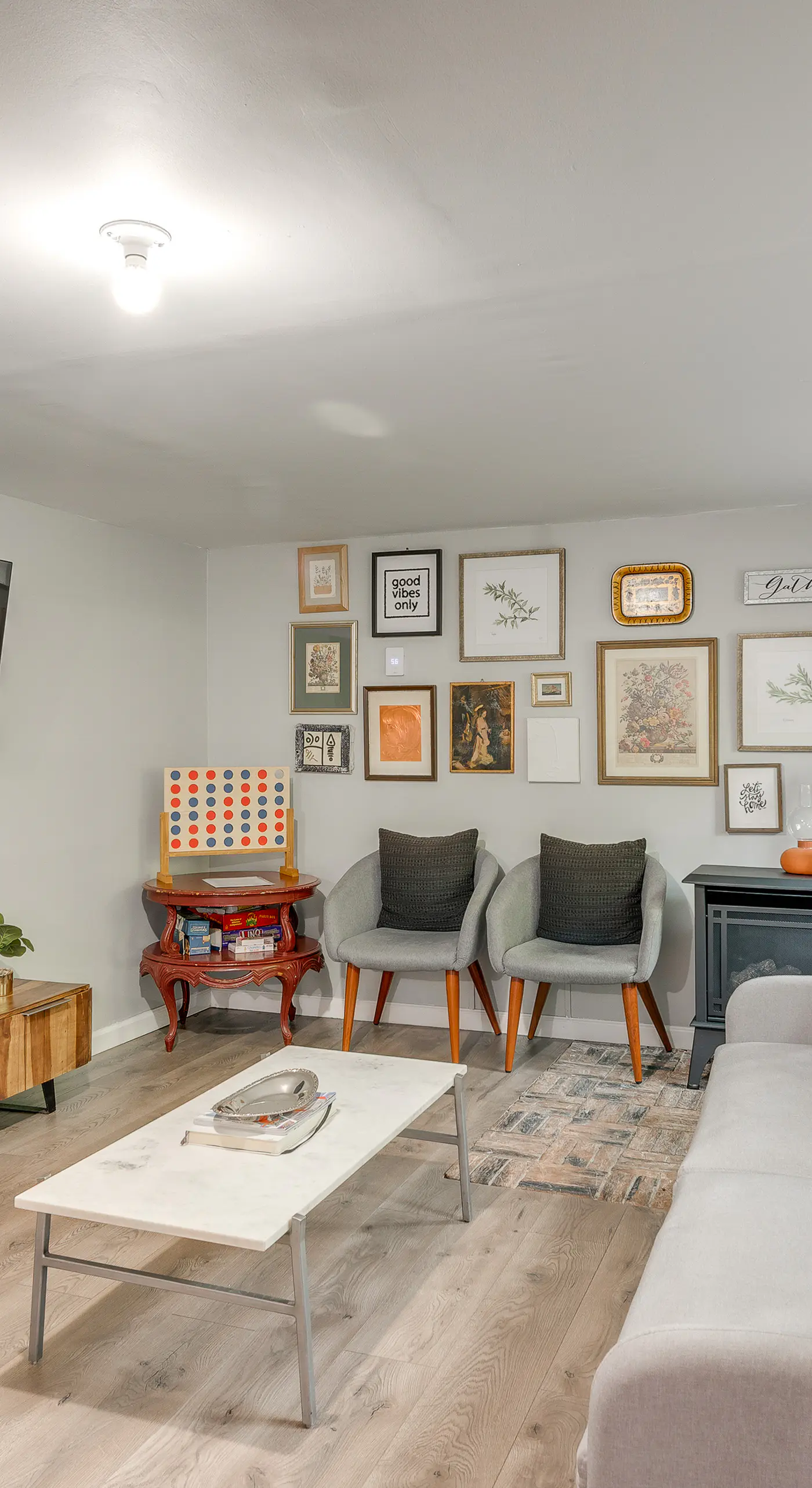 Game Room & Deck: Family Home in Tobyhanna!