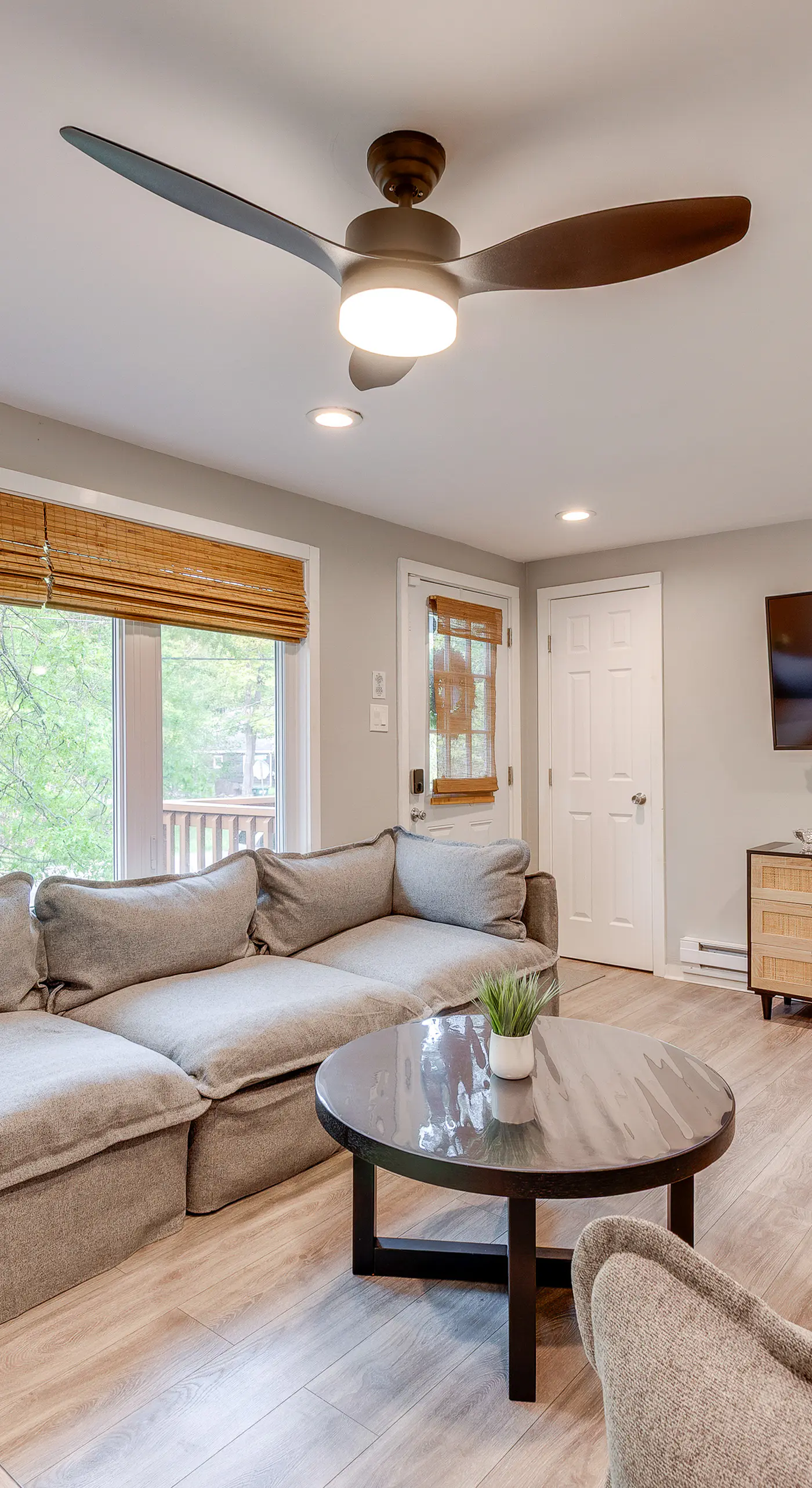 Game Room & Deck: Family Home in Tobyhanna!
