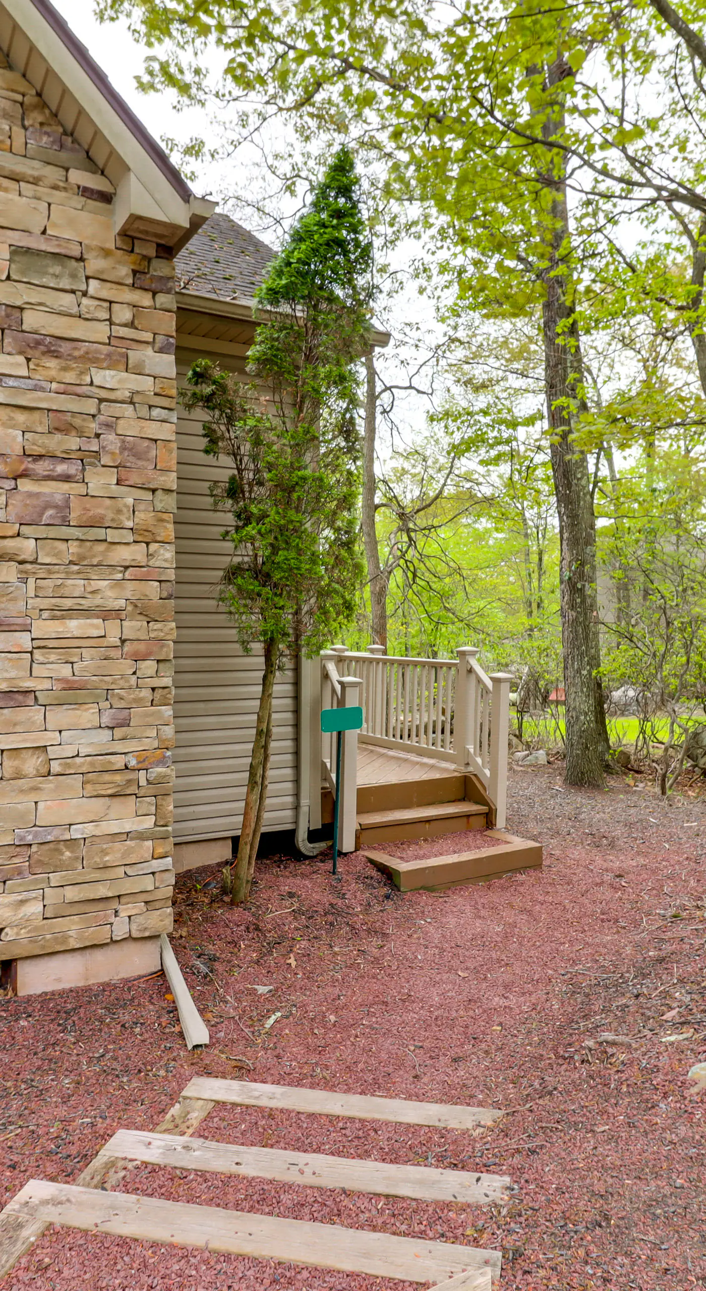 < 1 Mi to Big Boulder Mtn! Home w/ Hot Tub & Deck