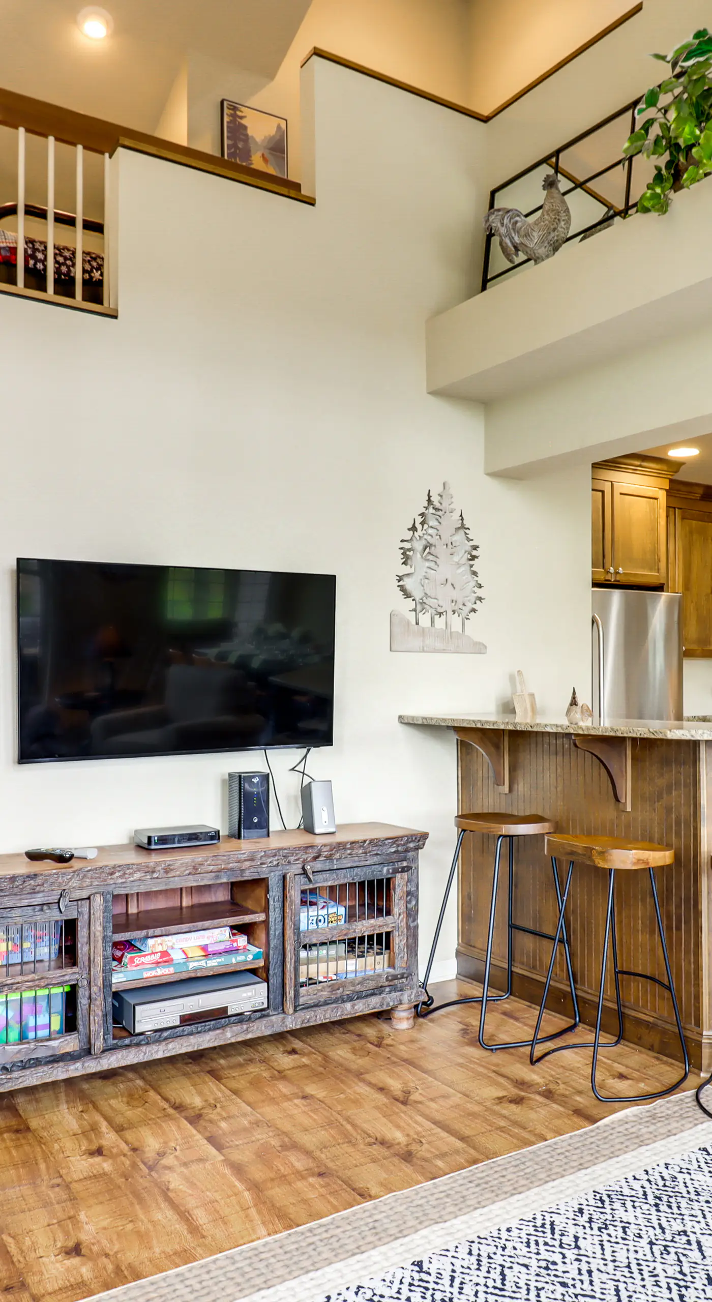 < 1 Mi to Big Boulder Mtn! Home w/ Hot Tub & Deck