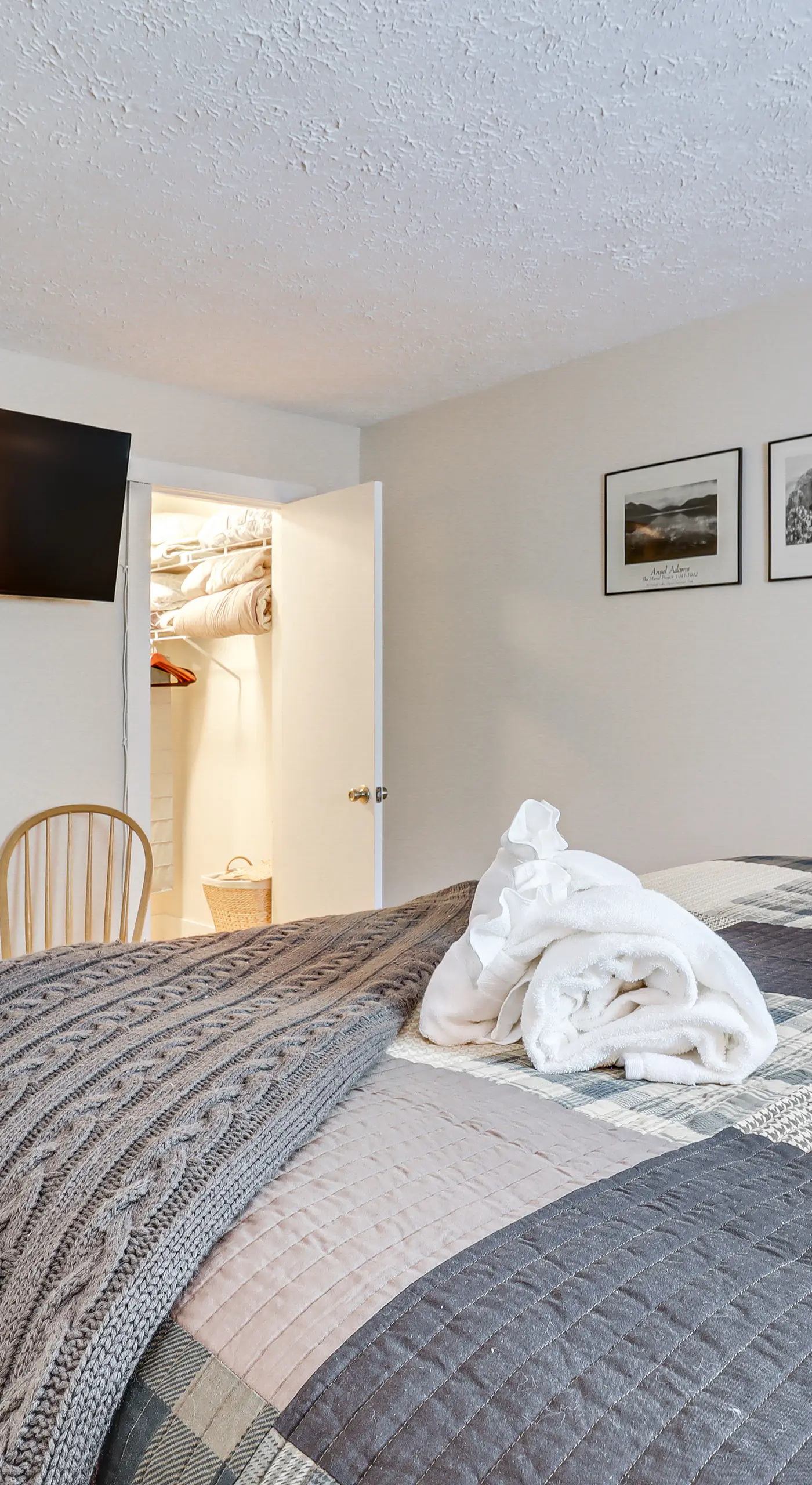 Steps to Jack Frost Ski Resort: Townhome w/ Decks