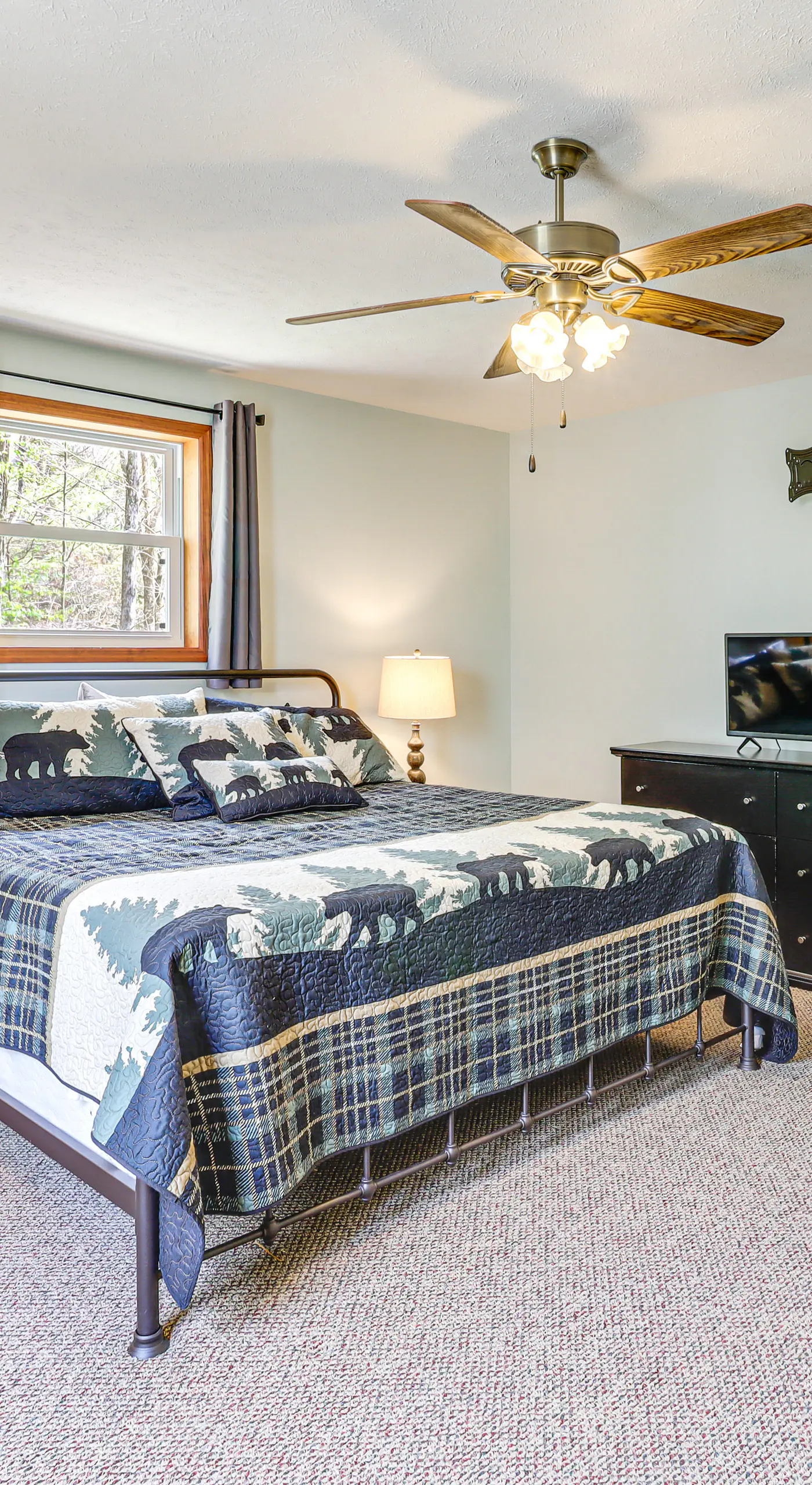 Game Room + Lake Access: Albrightsville Escape