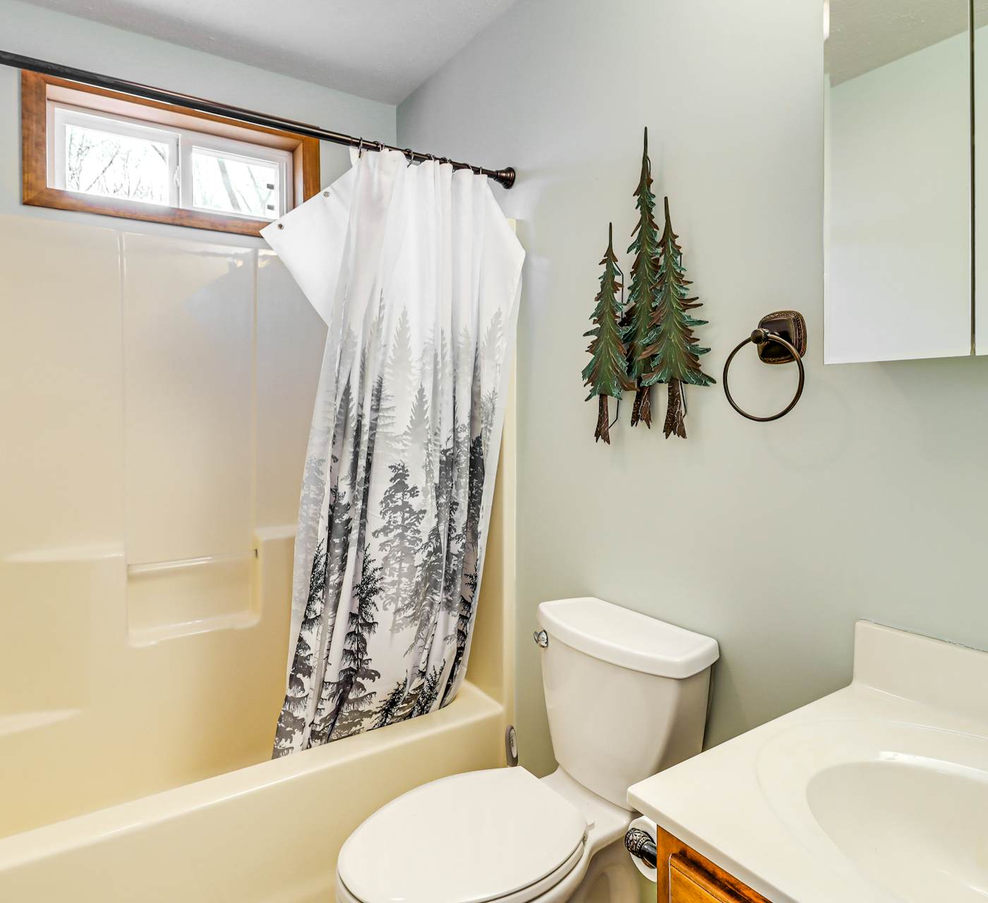 Game Room + Lake Access: Albrightsville Escape