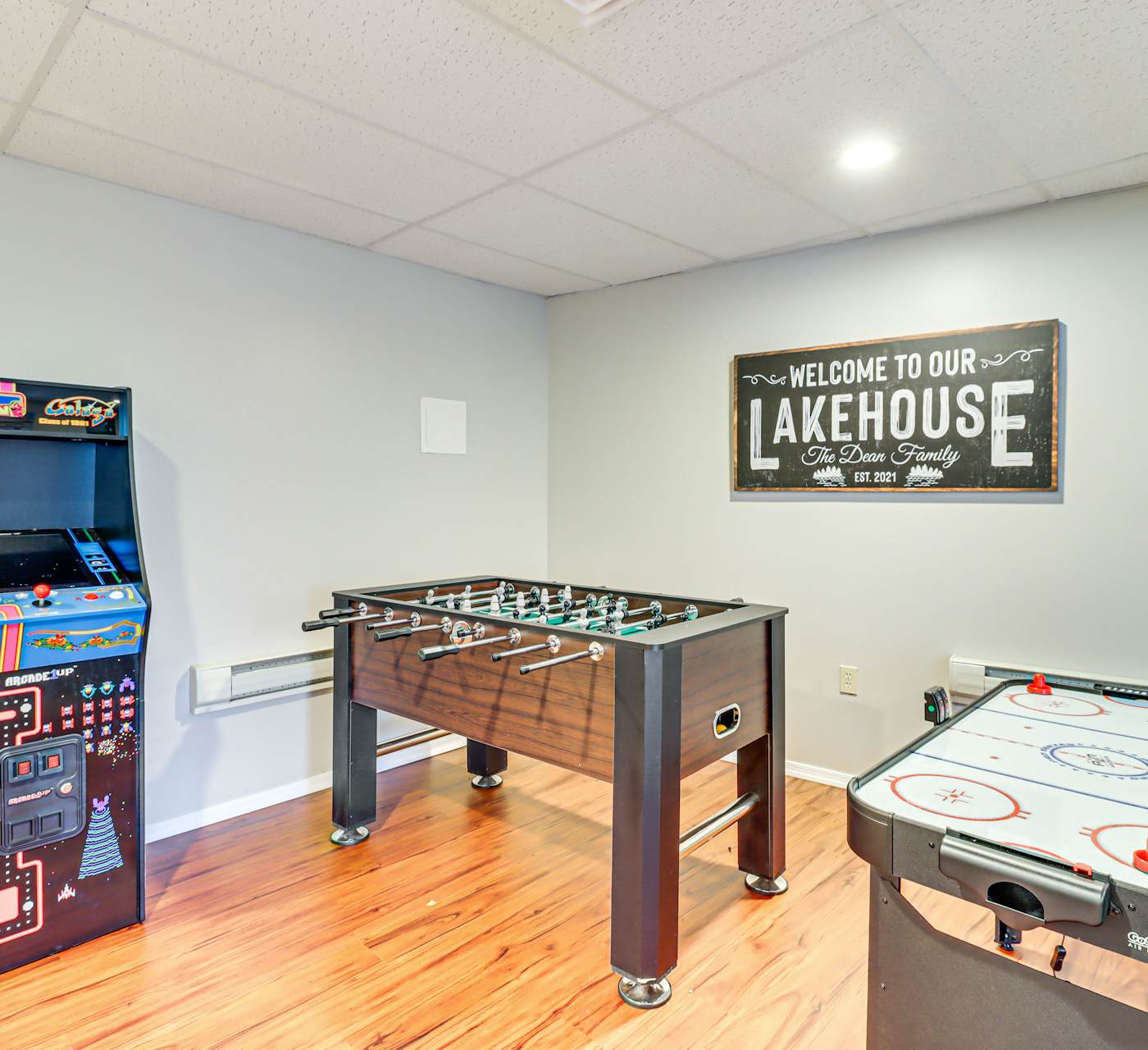 Game Room + Lake Access: Albrightsville Escape
