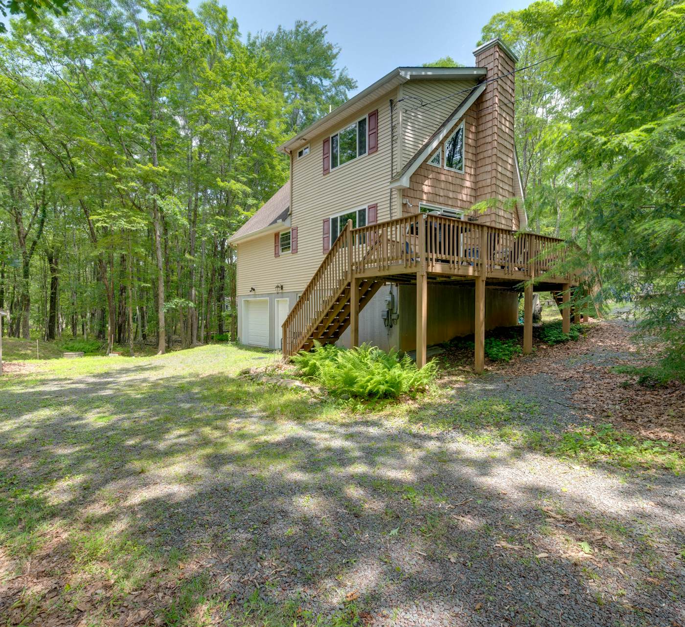 Game Room + Lake Access: Albrightsville Escape