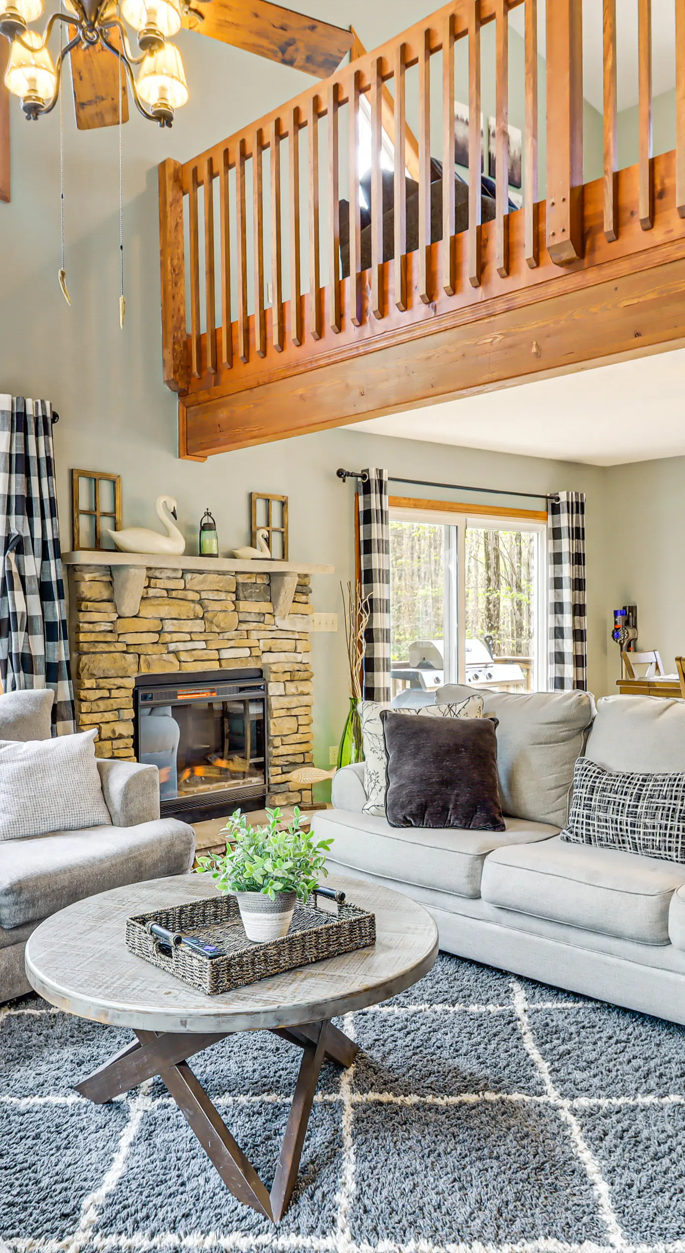Game Room + Lake Access: Albrightsville Escape