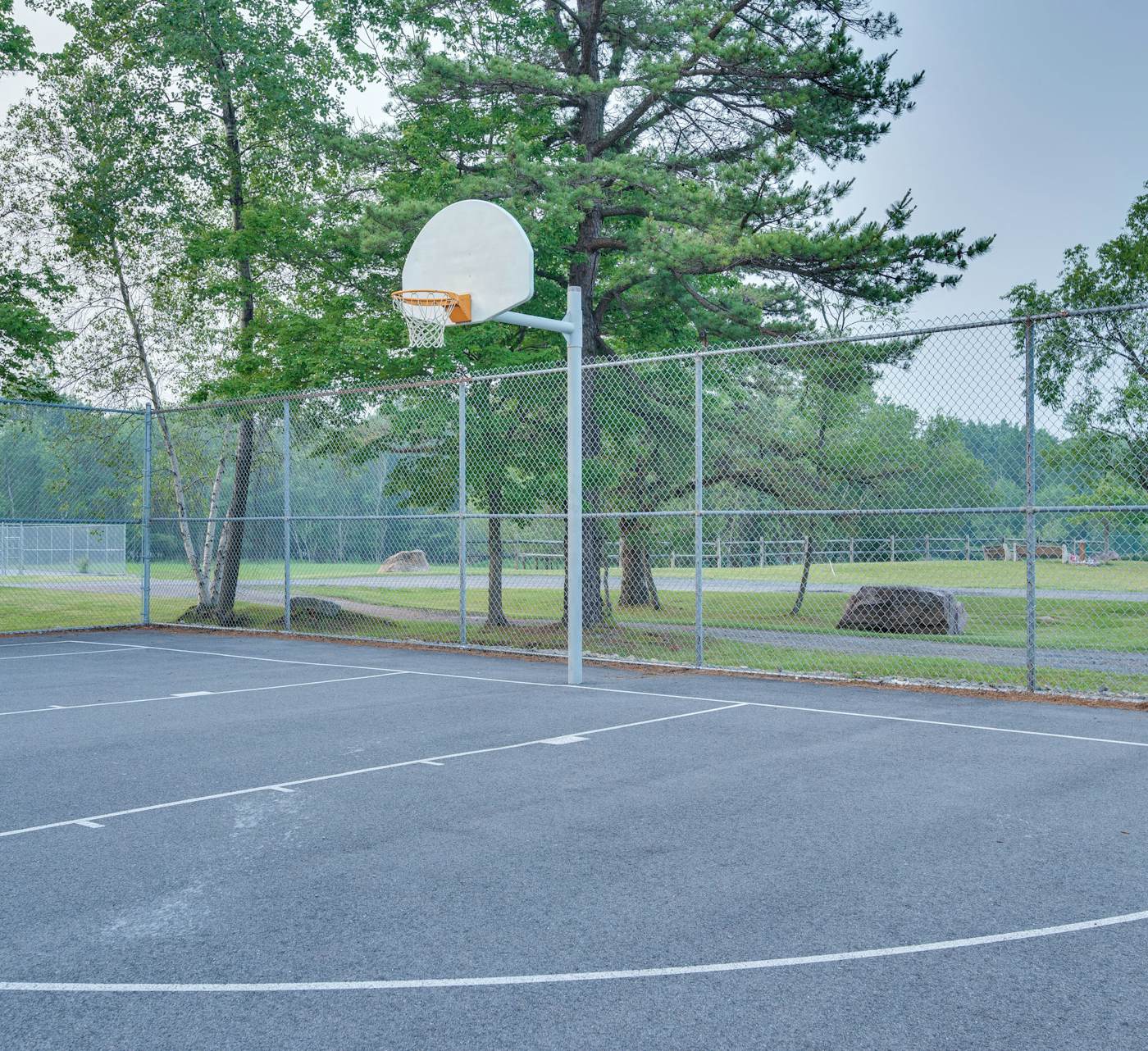 Game Room + Lake Access: Albrightsville Escape