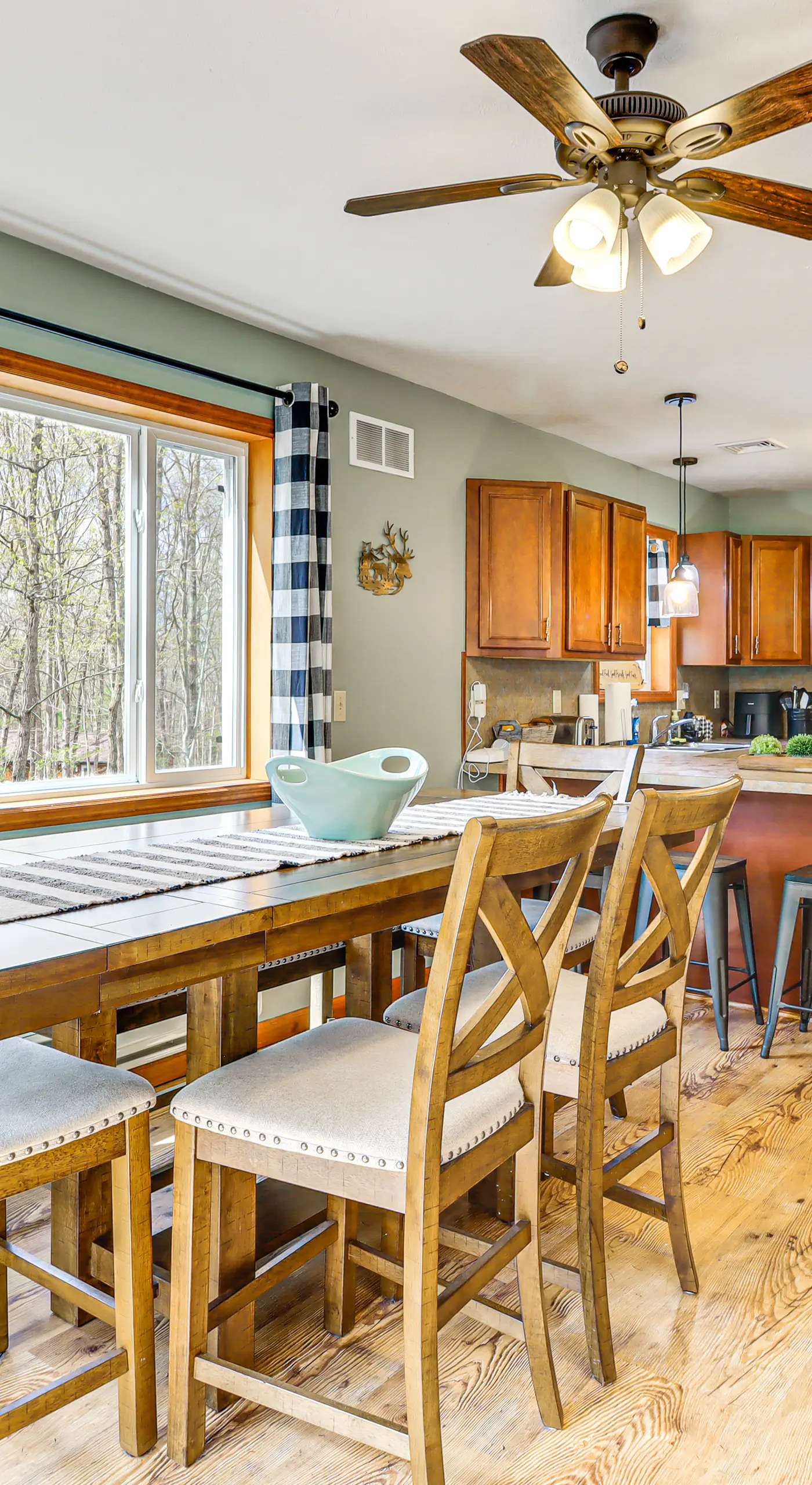 Game Room + Lake Access: Albrightsville Escape