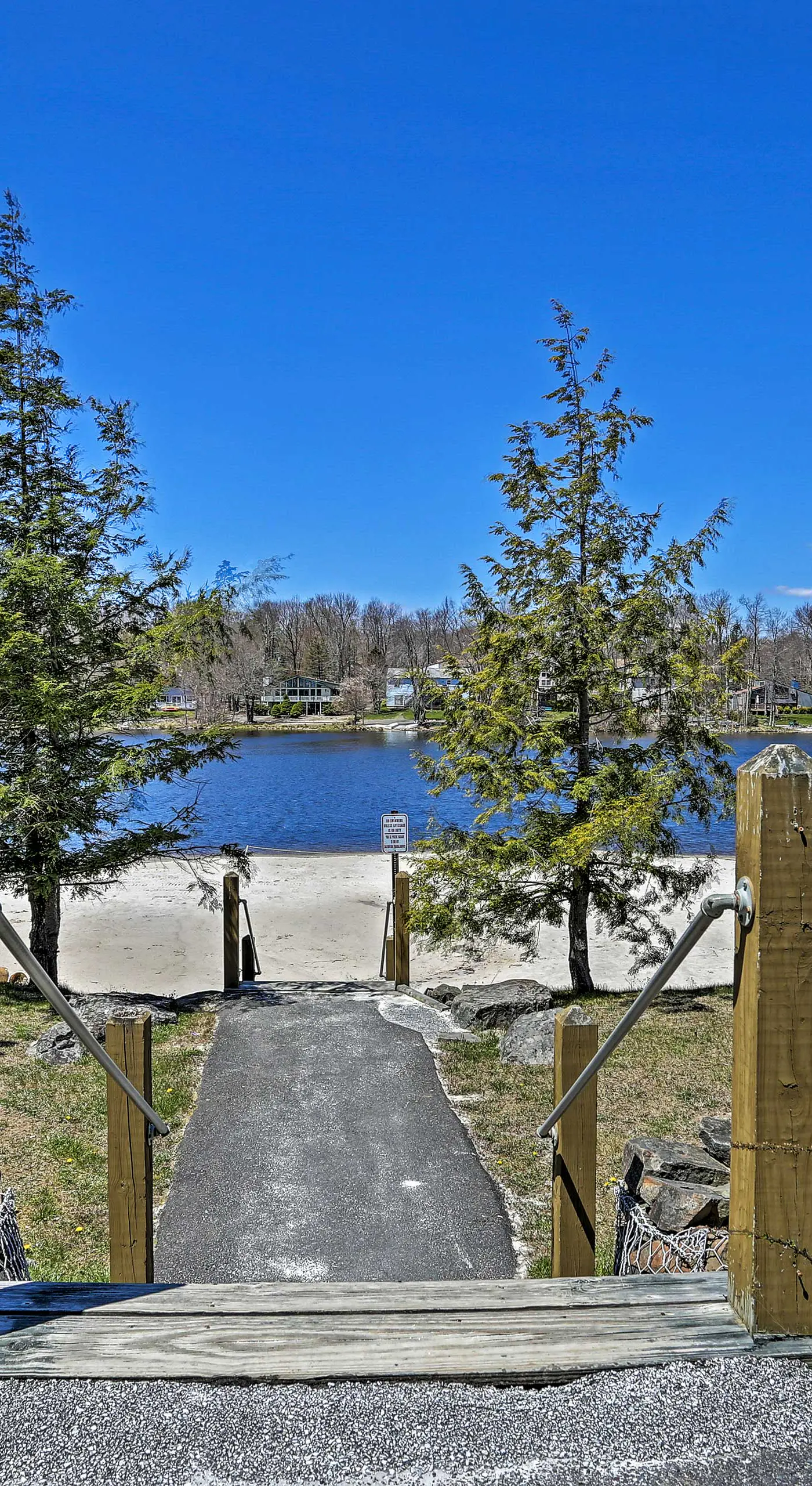 Lake Access at Family-Friendly Home in Tobyhanna