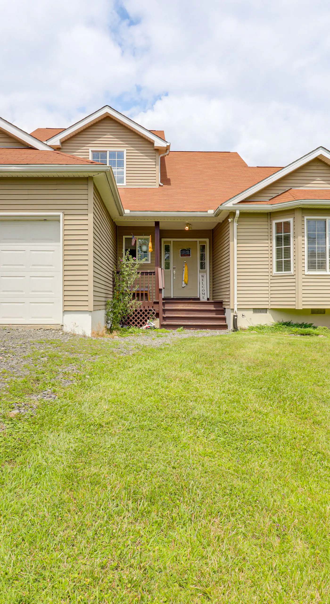Family Retreat w/ 2 Game Rooms & Deck in Long Pond