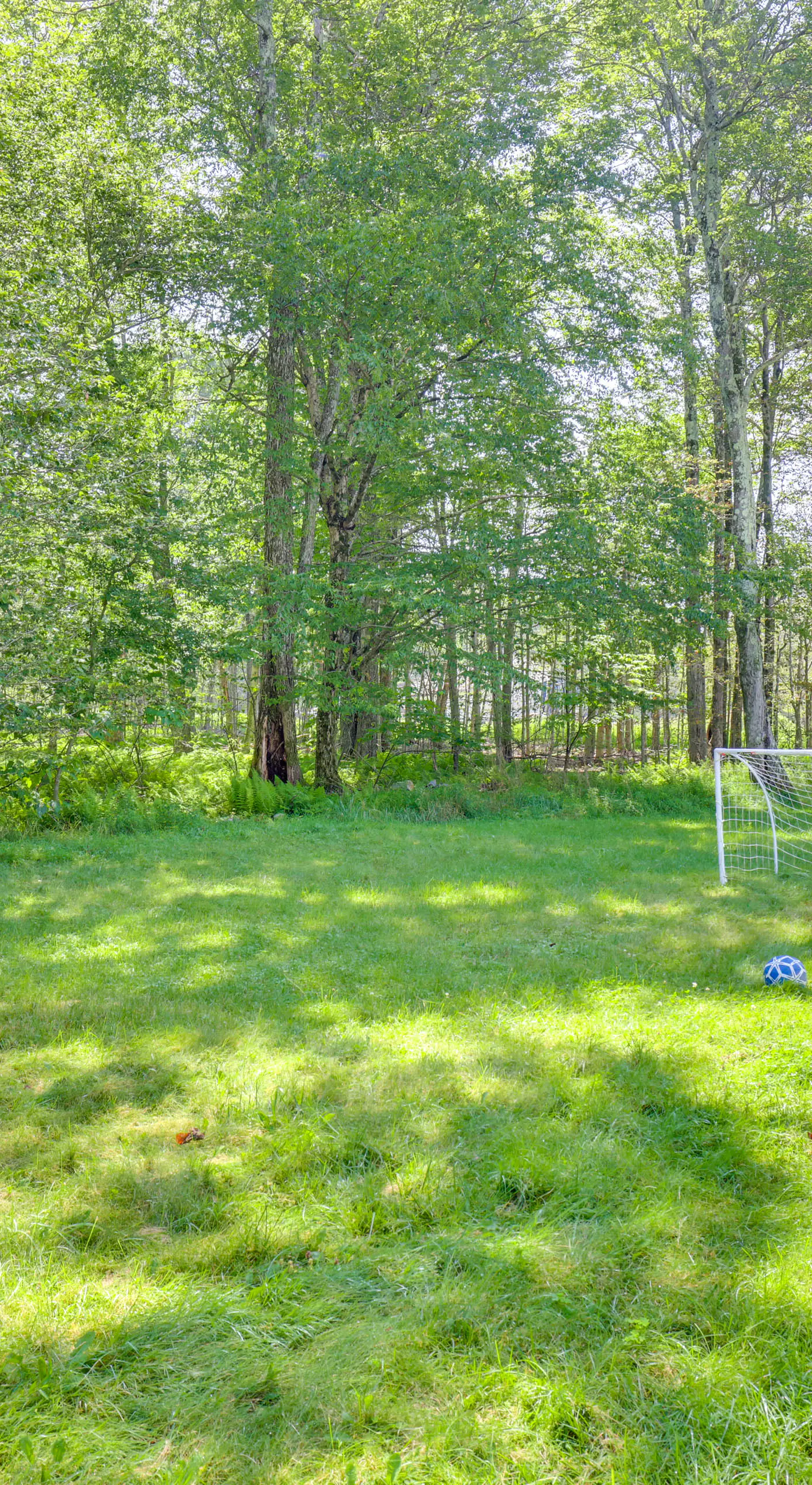 Hot Tub + Game Room: Wooded Poconos Retreat