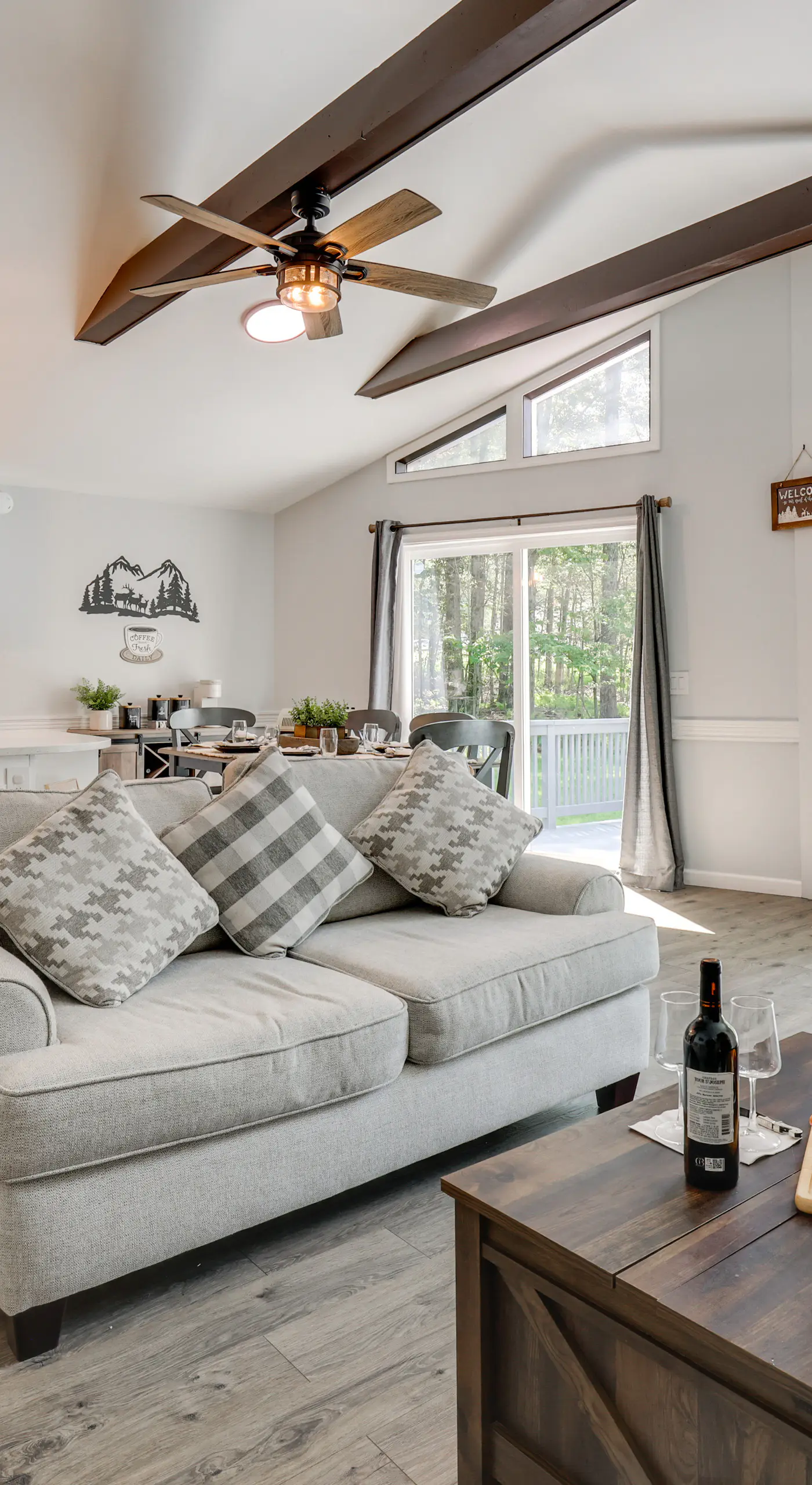 Hot Tub + Game Room: Wooded Poconos Retreat